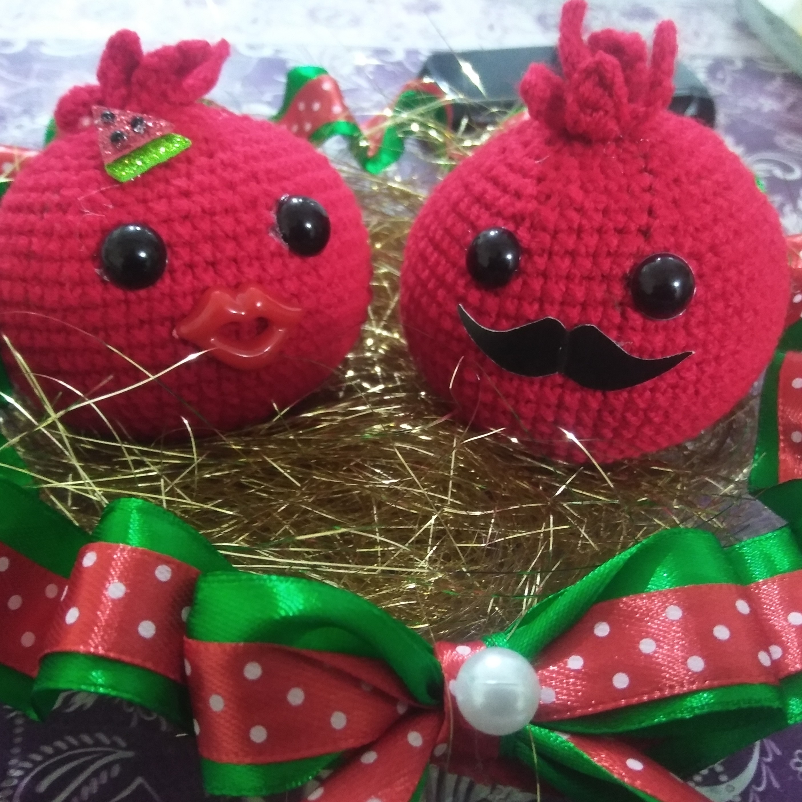 عروسک بافتنی خانم وآقای انار