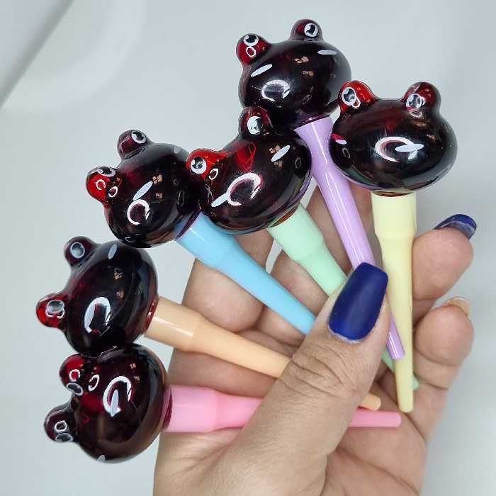 تینت لب به شکل قورباغه