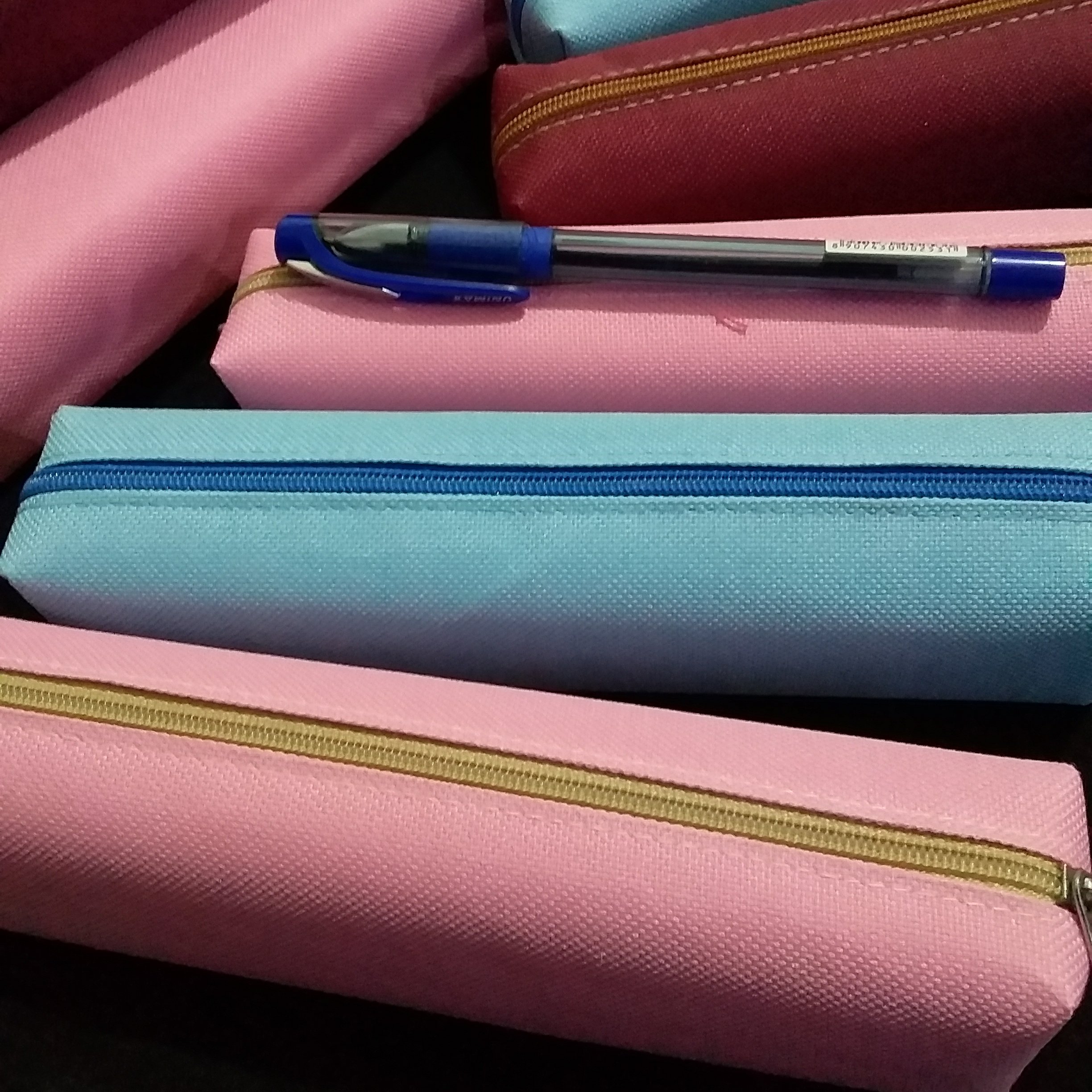 جامدادی زیپی