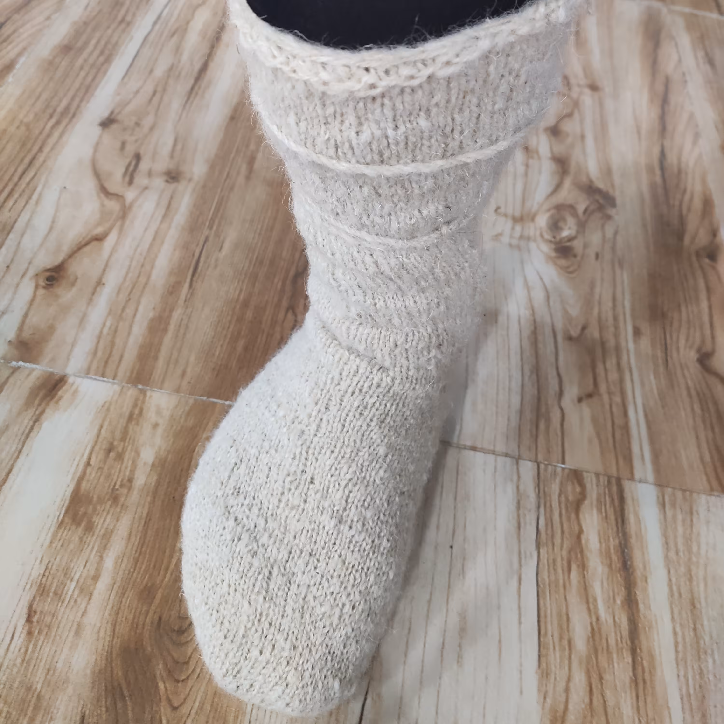 جوراب  بافتنی   سنتی پشمی ساق بلند