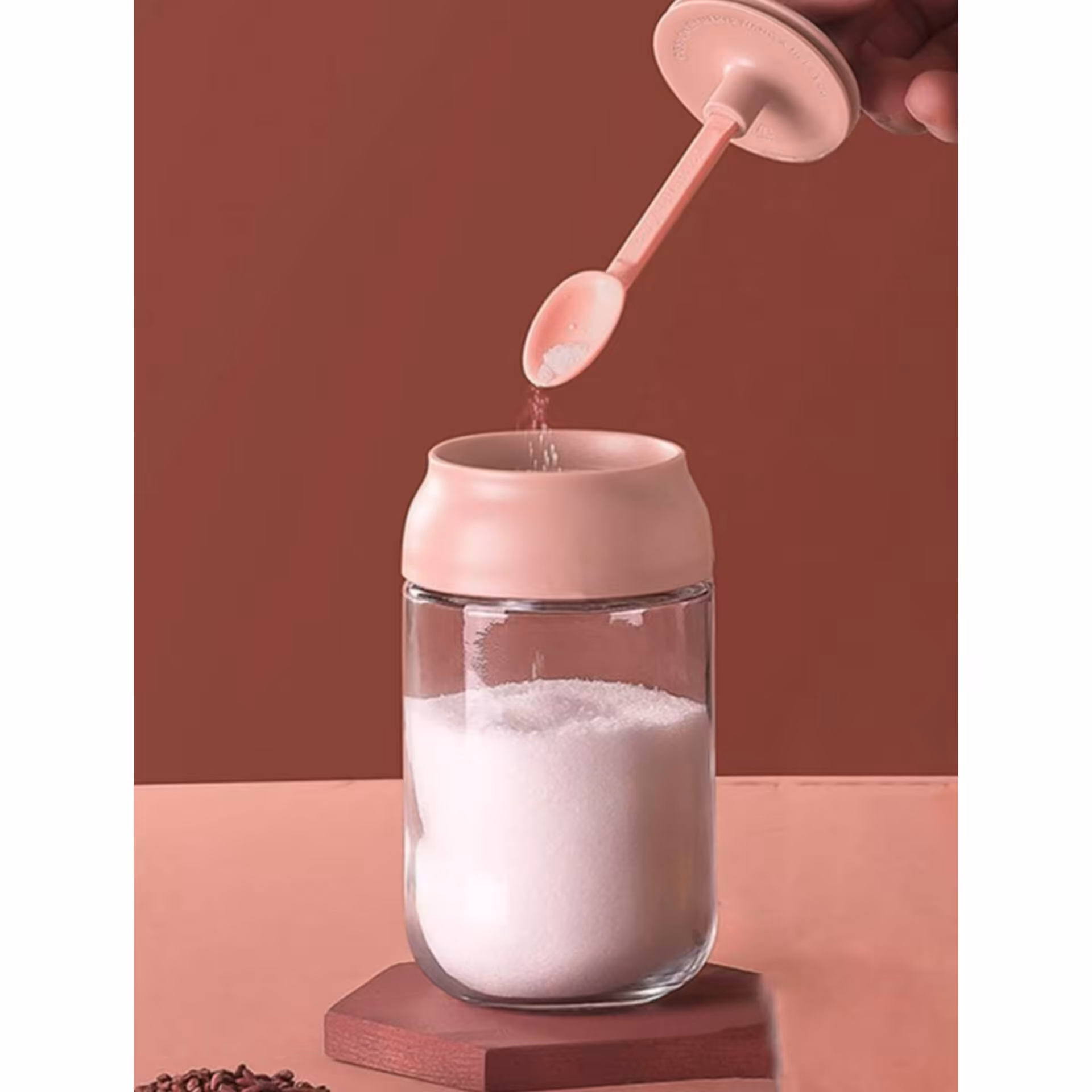 بانکه  ادویه  و  عسل  قاشق  دار                                                با جنس  شیشه و سیلیکونی