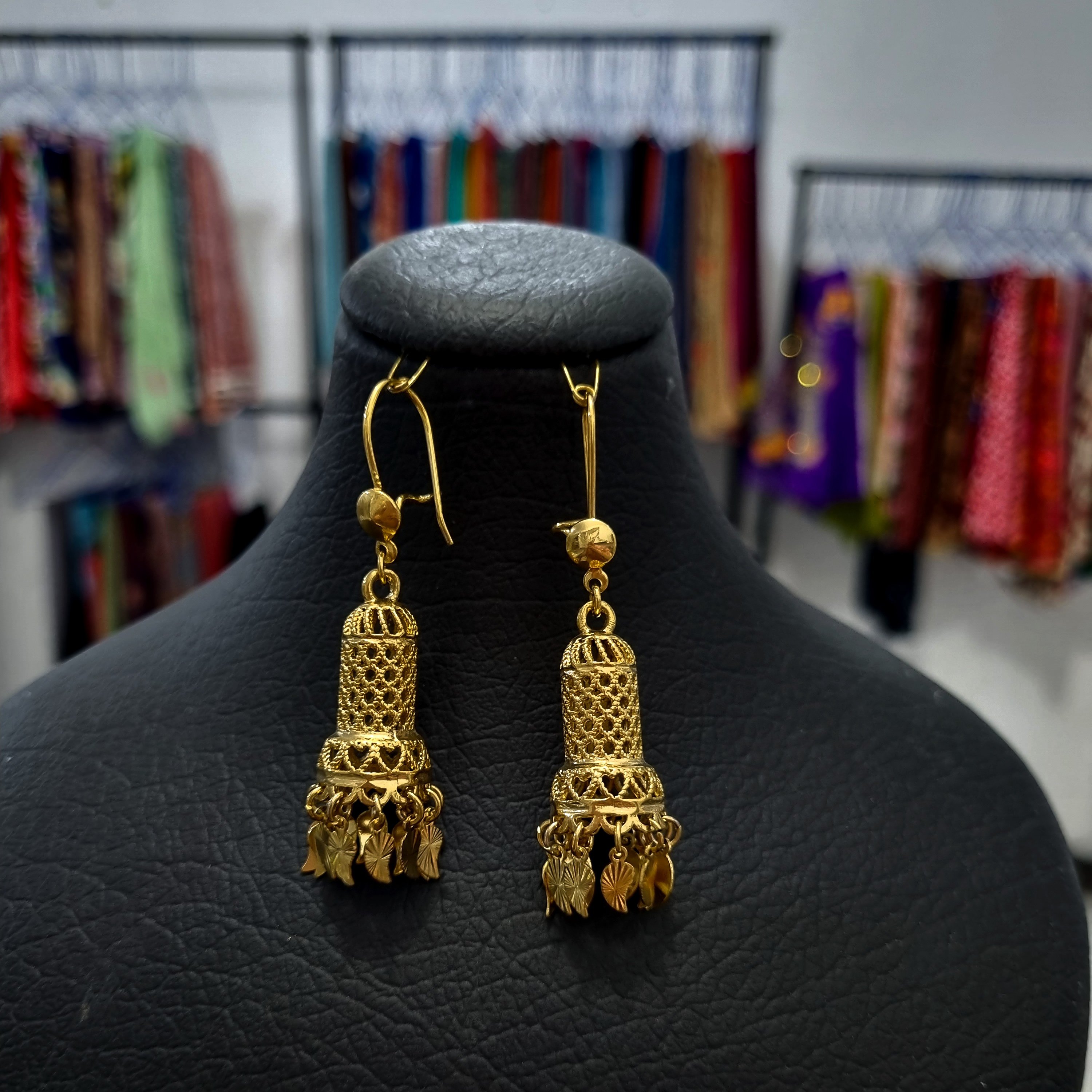 گوشواره زنانه مجلسی آویزی طرح طلارنگ ثابت کیفیت عالی ارسال رایگان کد47