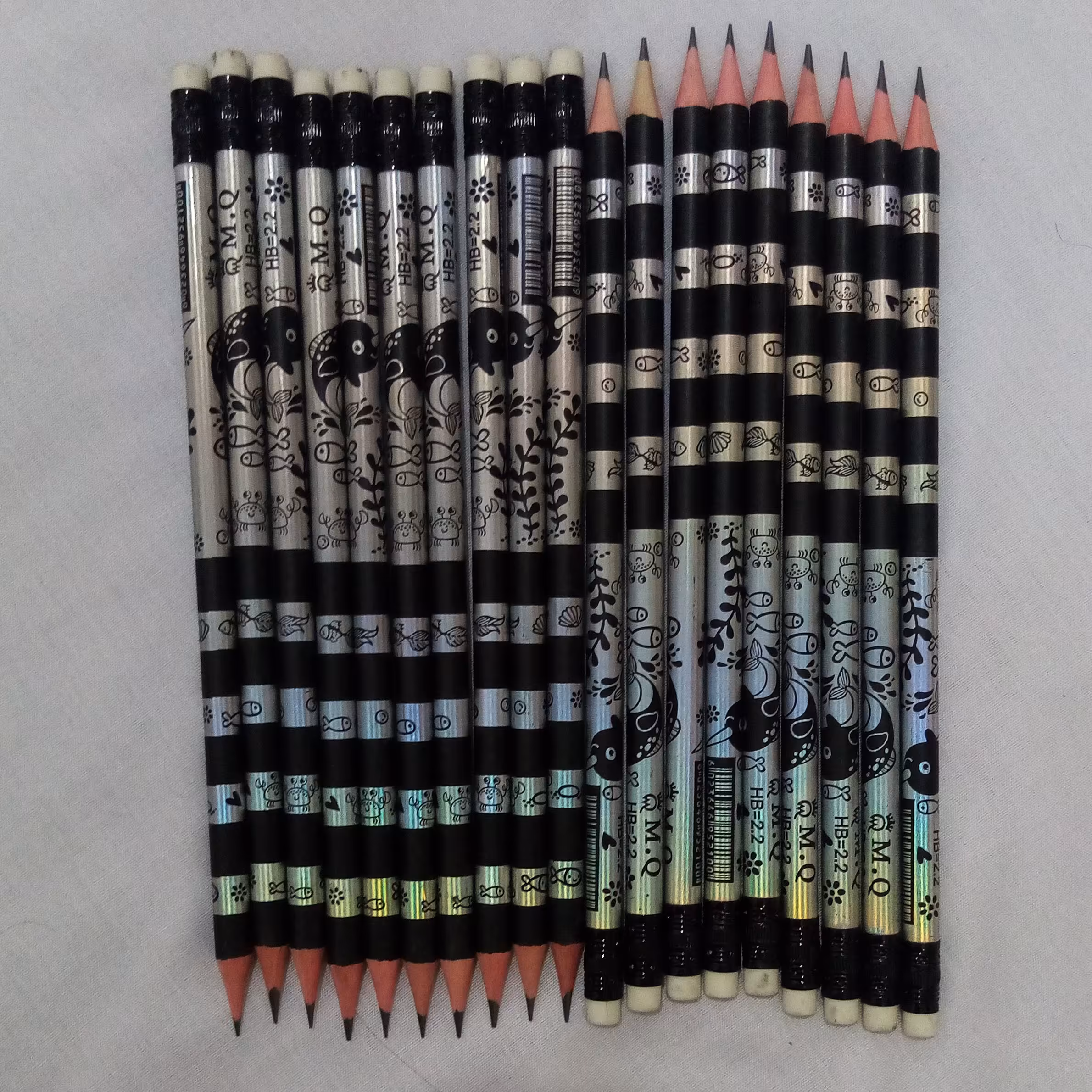 مداد مشکی پاکن دار ام کیو(MQ)چوبی گرد مداد سیاه