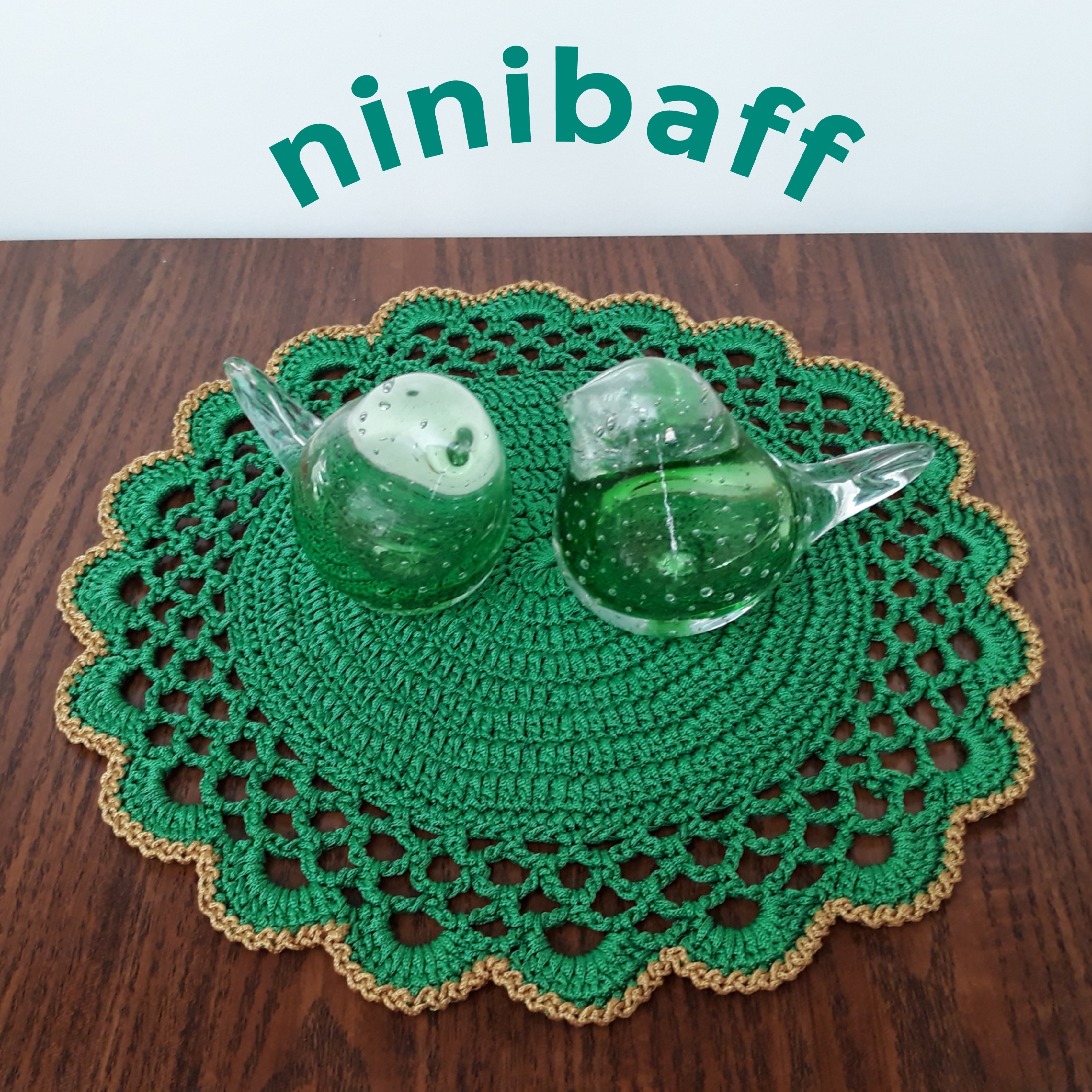 زیر بشقابی و رومیزی قلاب بافی مکرومه مدل شبدر