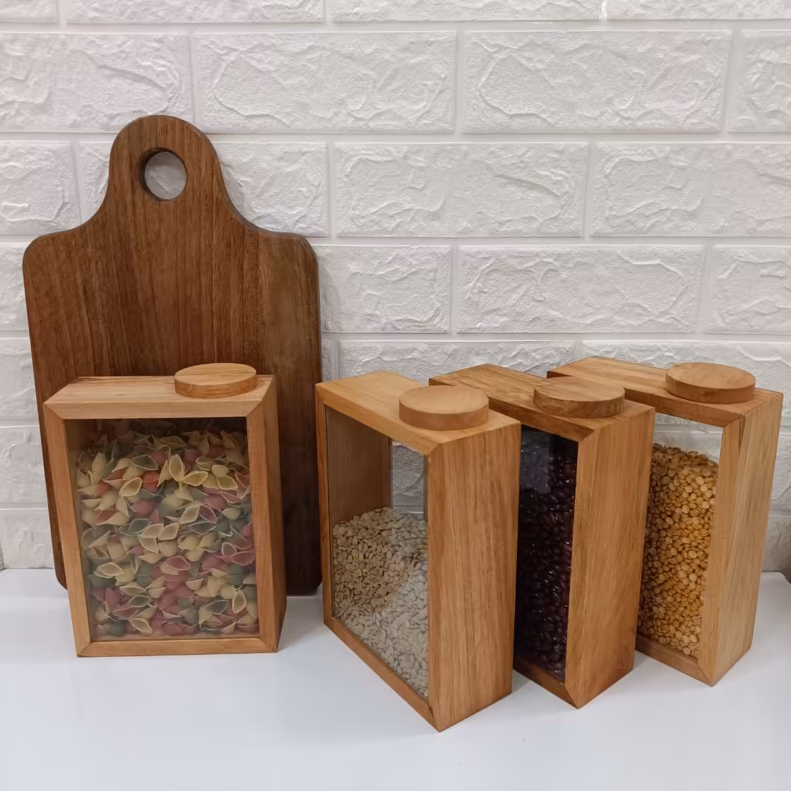 بانکه از جنس چوب و شیشه(جاحبوباتی،یک عدد)