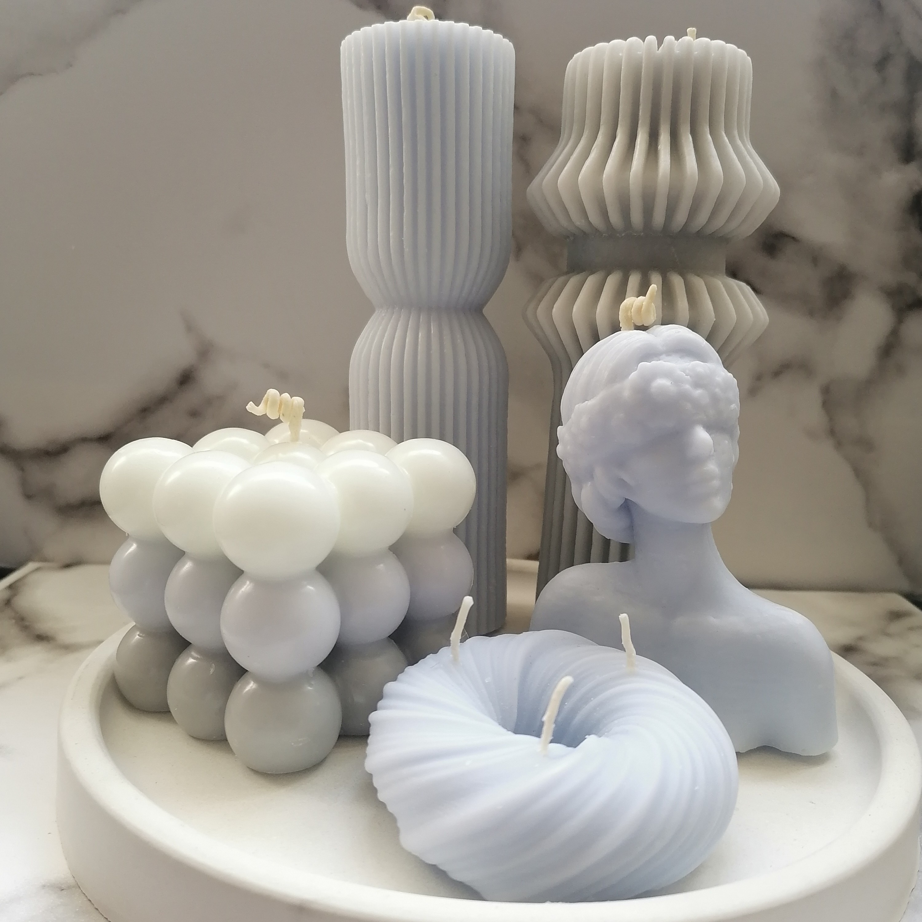 ست شمع با رنگ بنفش پاستلی و طوسی 