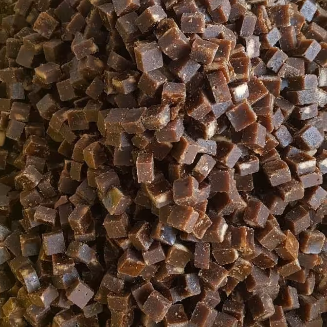 قند قهوه ای نیشکر سالم و طبیعی و خوش طعم