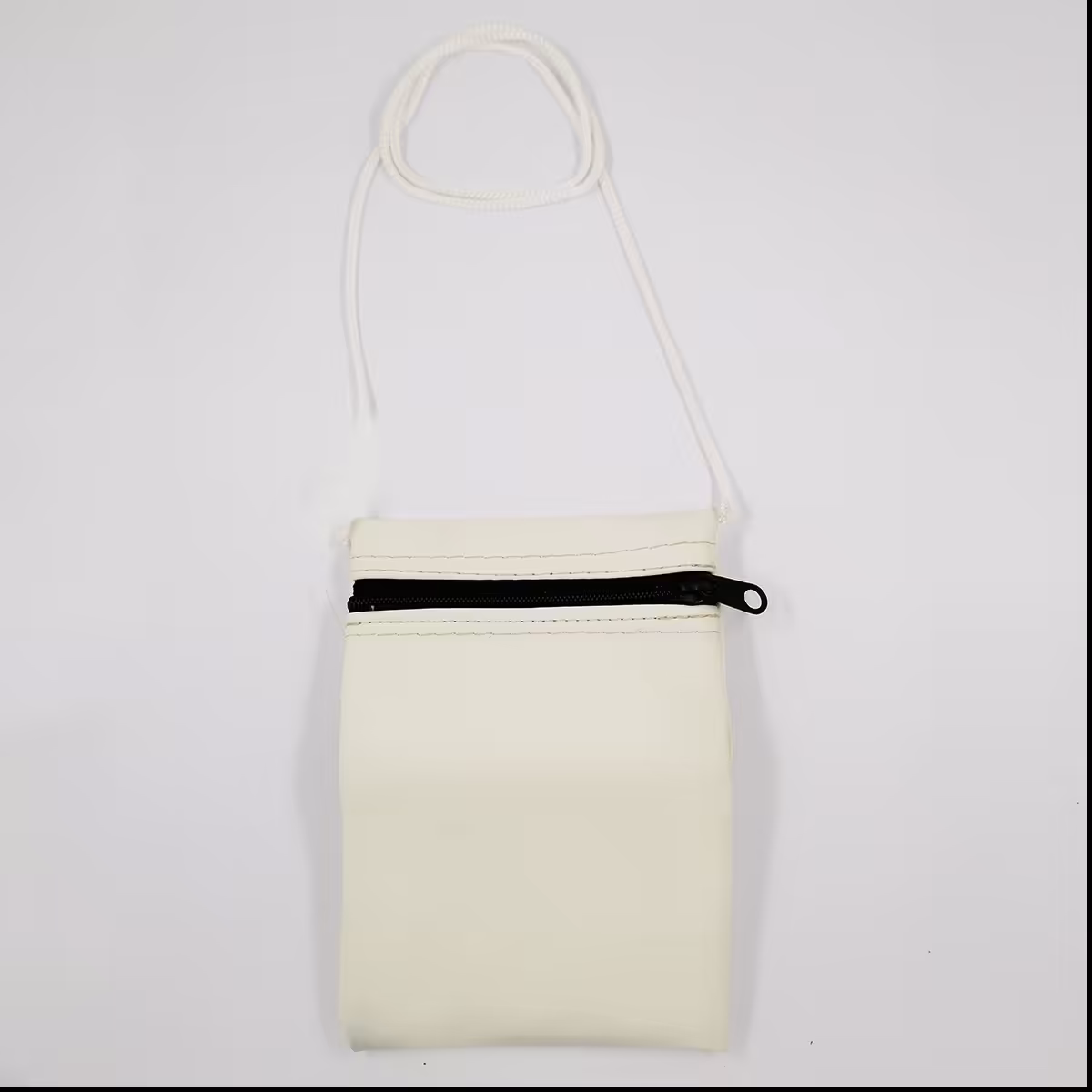 کیف گردنی مخصوص مدارک و  پول سفید