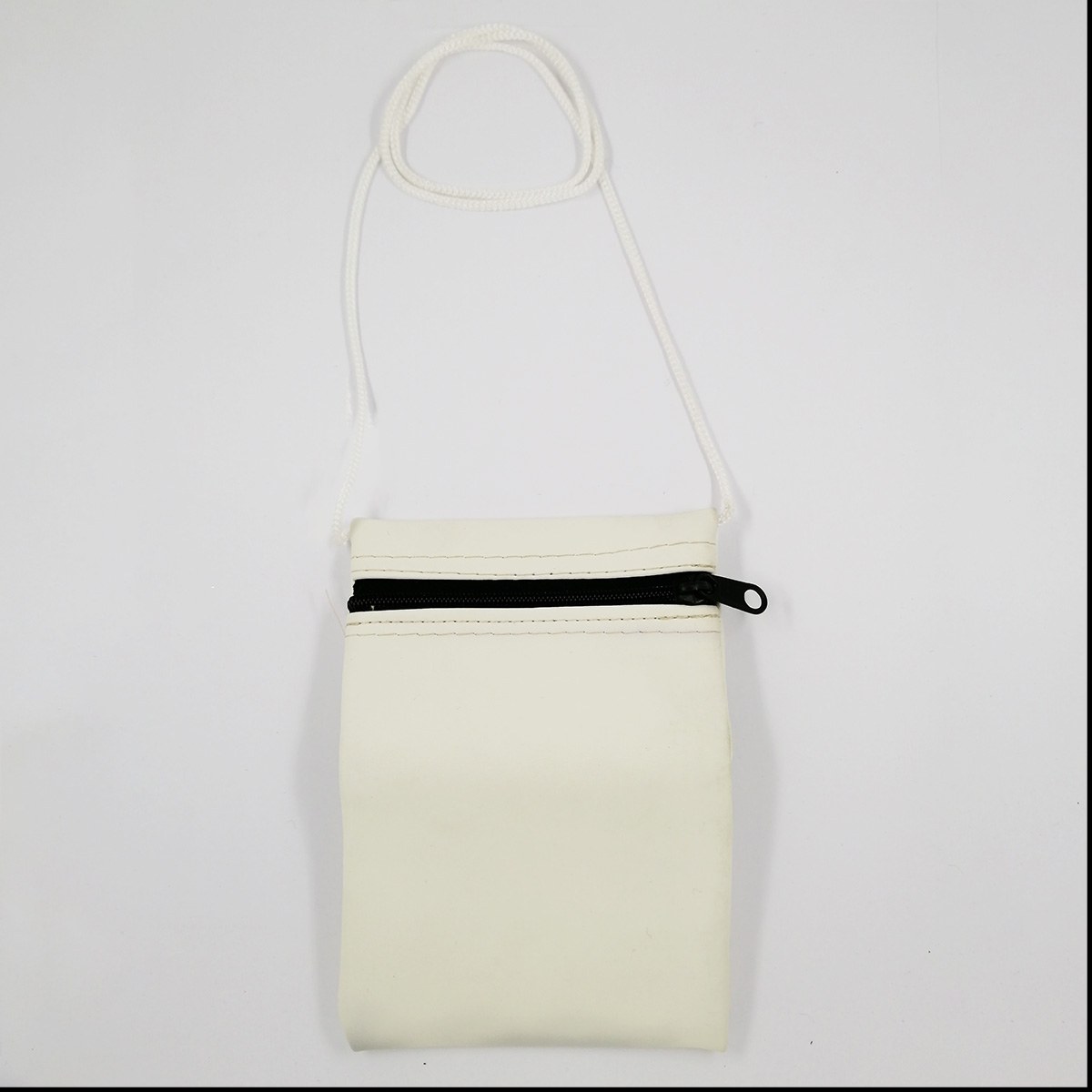 کیف گردنی مخصوص مدارک و  پول سفید