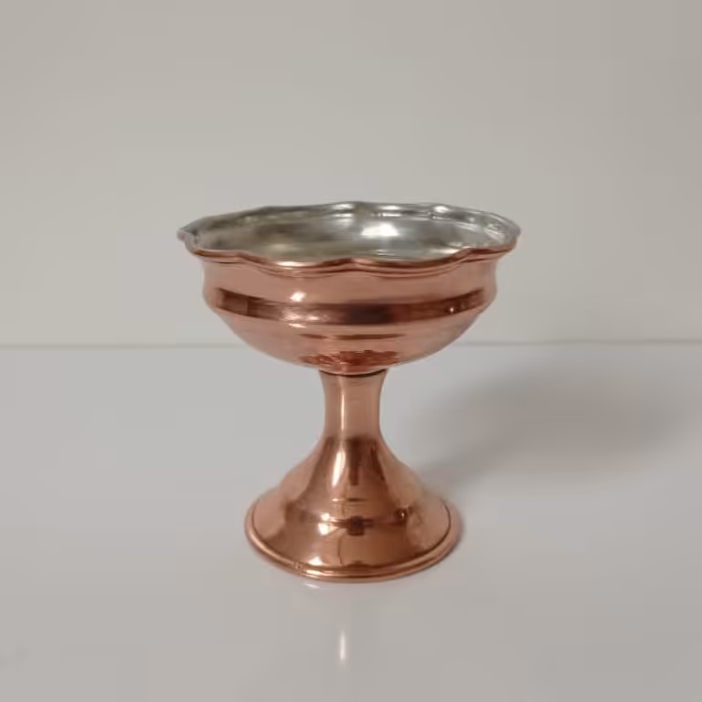 بستنی خوری مسی طرح دیبا نانو شده