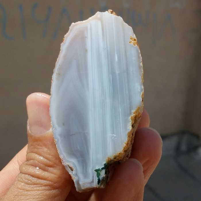 اسلایس سنگ راف عقیق سلیمانی سه بعدی خطی منظم مصور صد در صد طبیعی با قابلیت ساخت چند اسلایس و نگین
 کد 11523