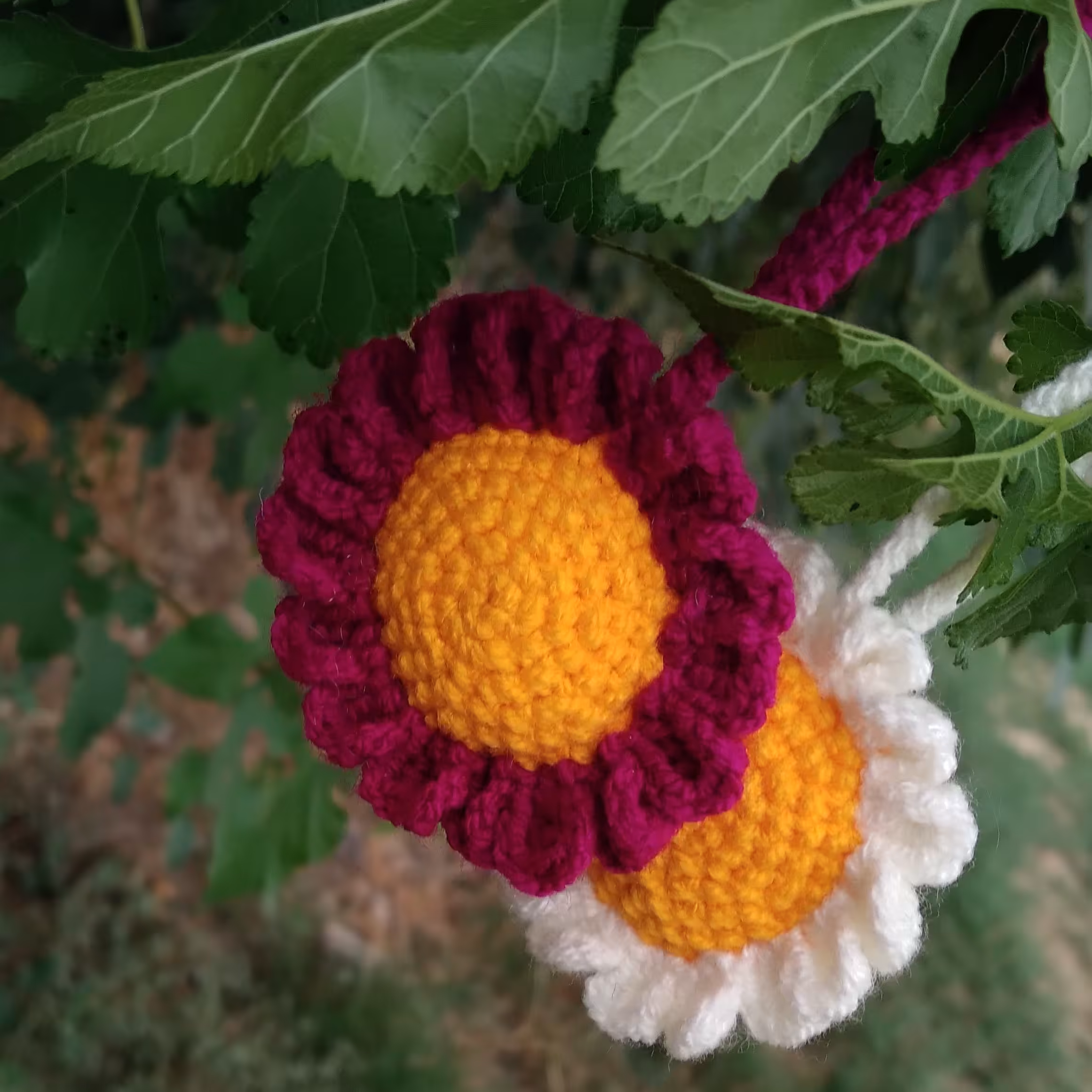 جاکلیدی بافتنی گل، جاکلیدی، اویز 