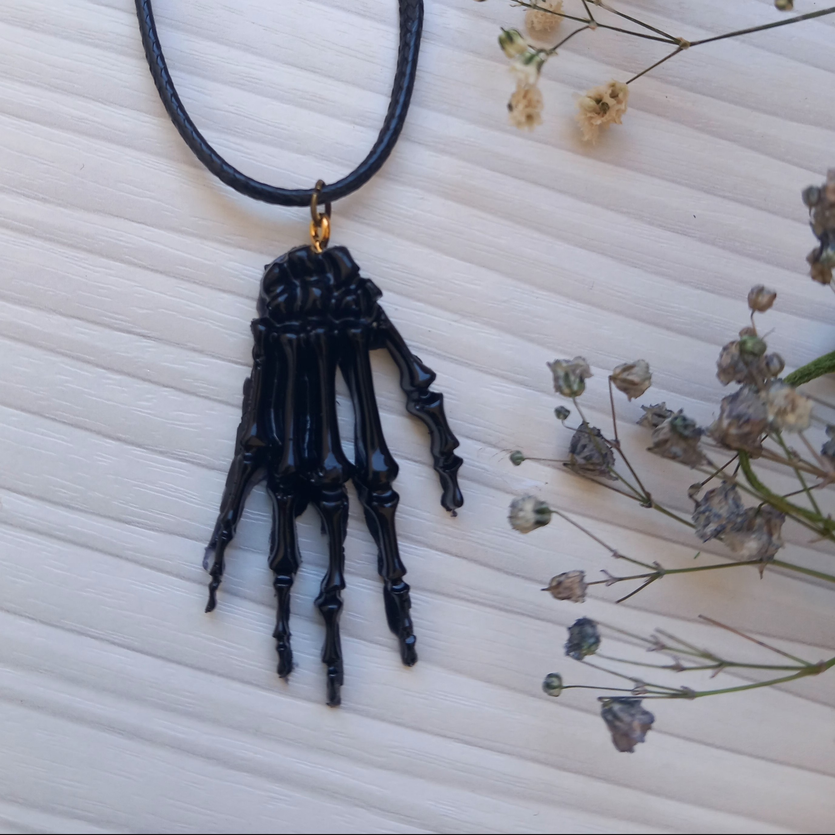 گردنبند اسکلت