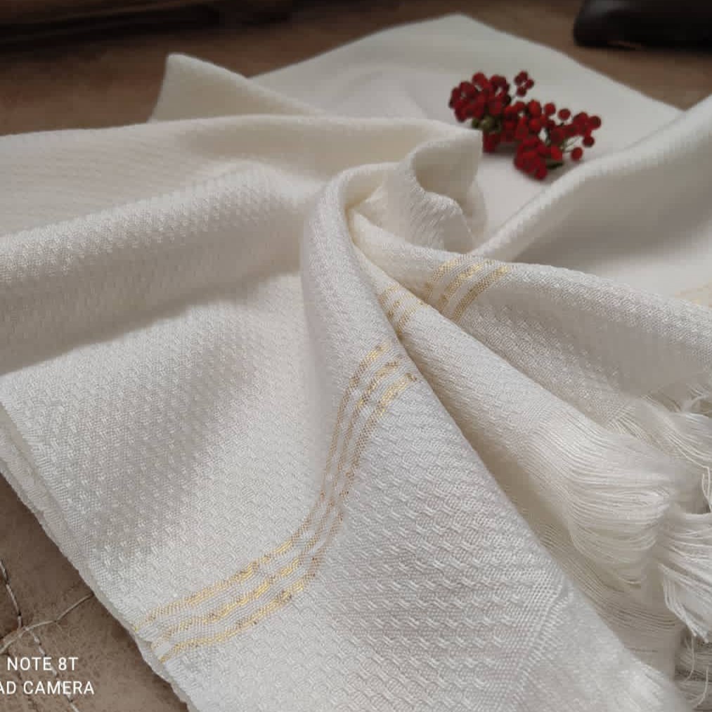 حوله استخری دست باف سفید