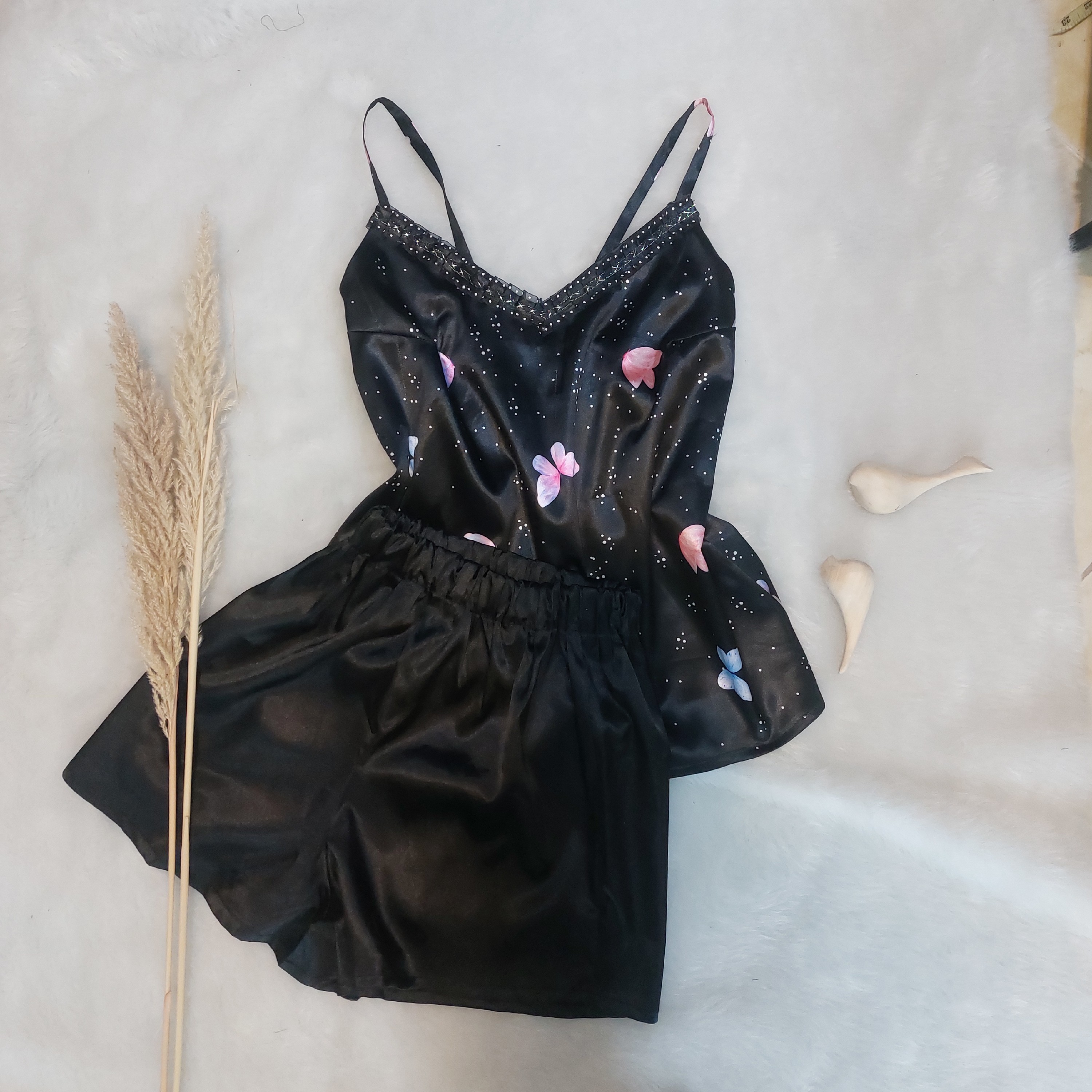 ست تاپ و شلوارک زنانه ساتن