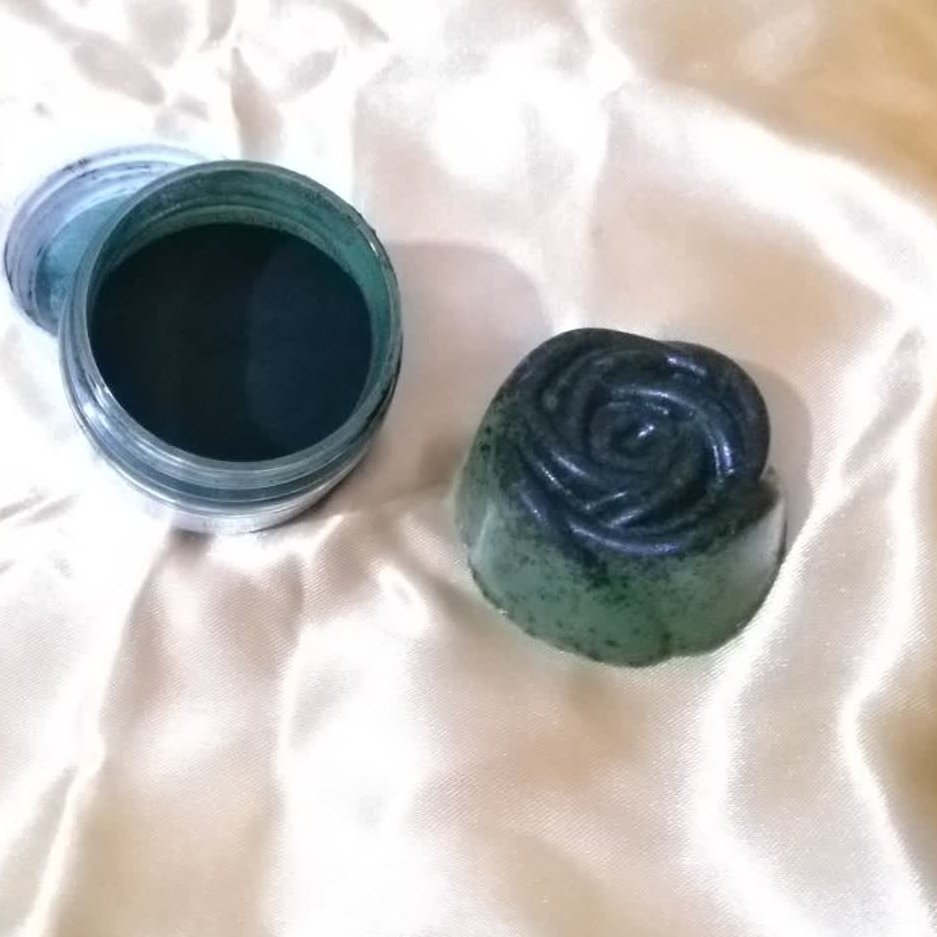 جلبک اسپیرولینا  ( گلیسیرینه گیاهی دستساز 60 گرمی)