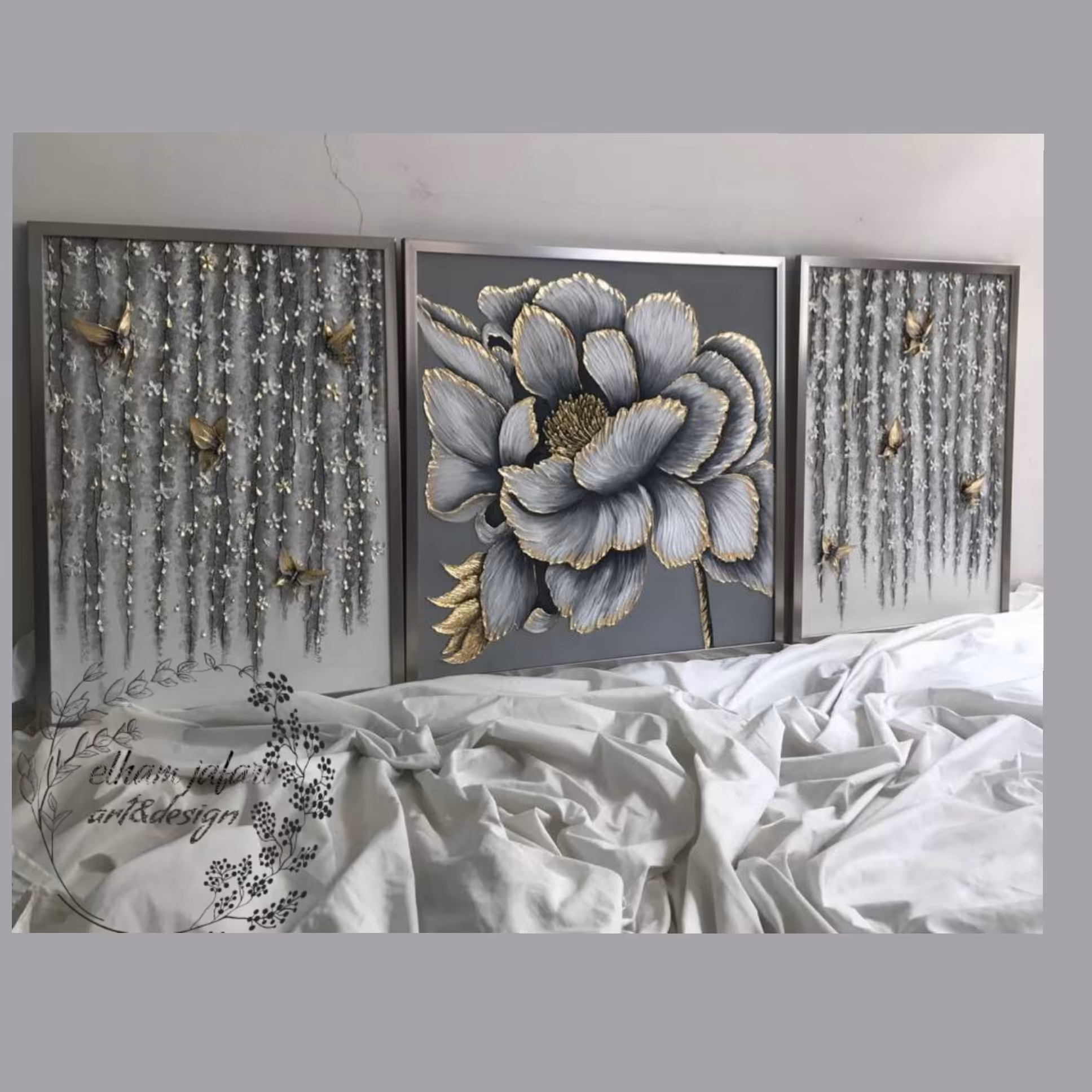 تابلو  نقاشی گل برجسته ریسه گل تکنیک آکریلیک و کارشده با خمیر تکسچر و ورق طلا  با پروانه های برجسته