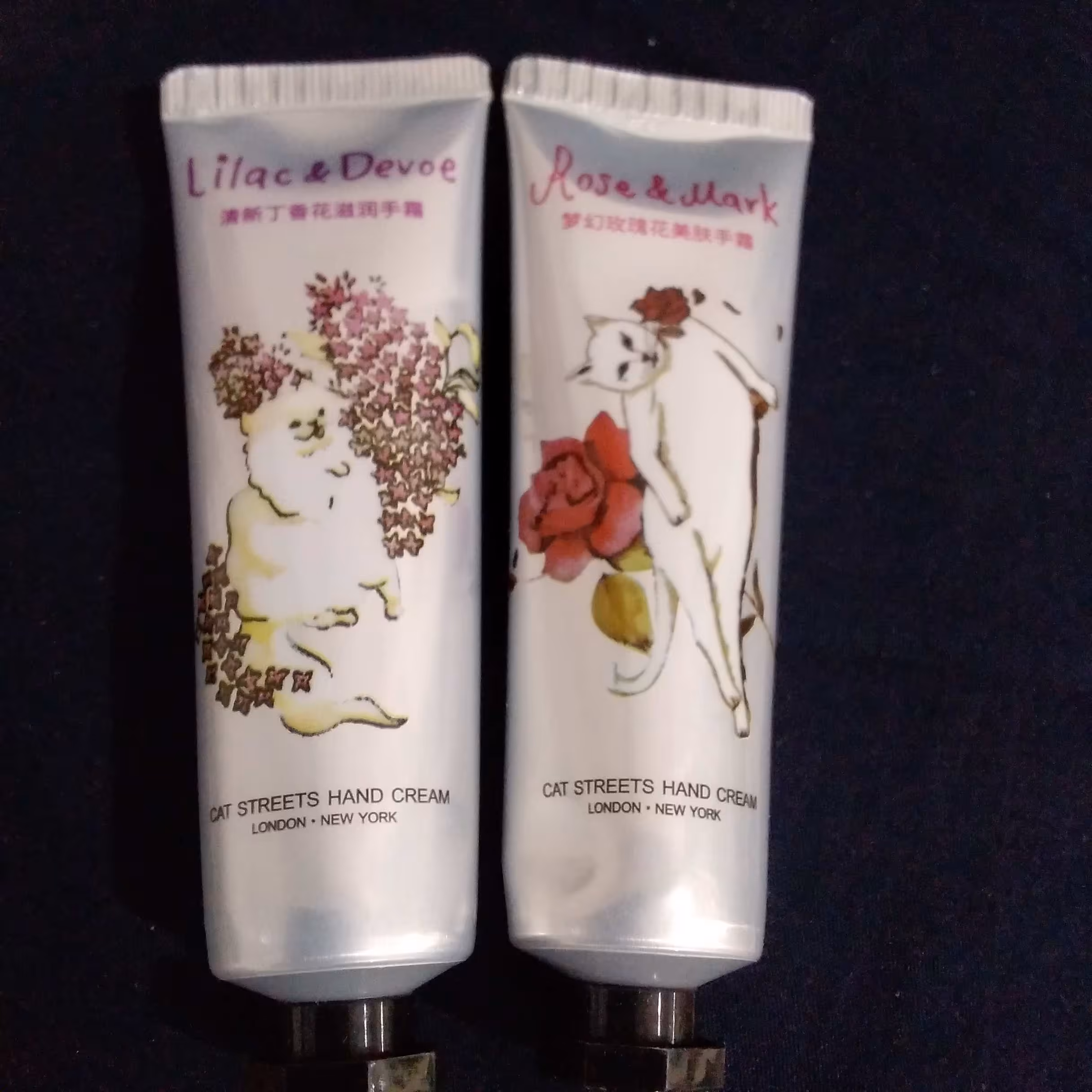 کرم مرطوب کننده بیوآکوا مدل گربه ای بسیار خوشبو و آبرسان قوی ضد ترک خوردکی و چروک شدن و ضد خشکی پوست 