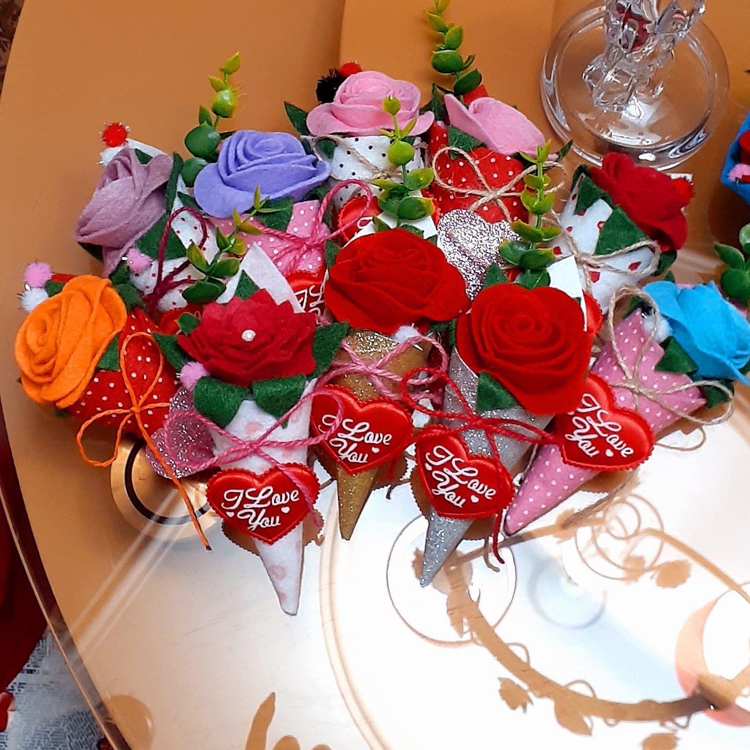 گلهای نمدی قیفی سایز کوچک