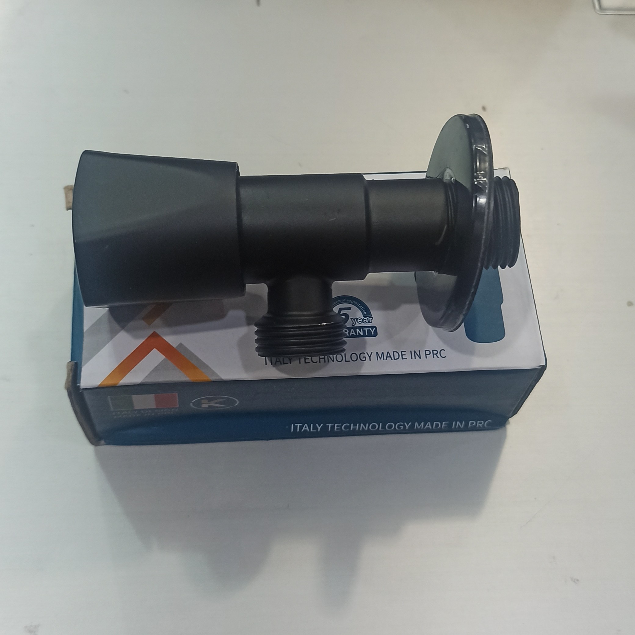 شیر توالت مشکی