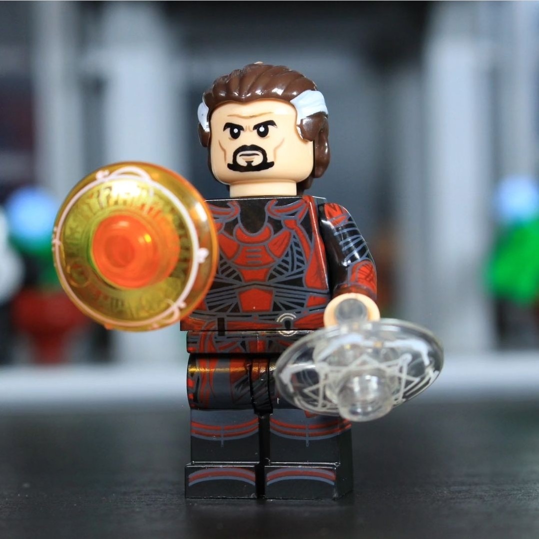 لگو دکتر استرنج مولتی ورس آف مدنس