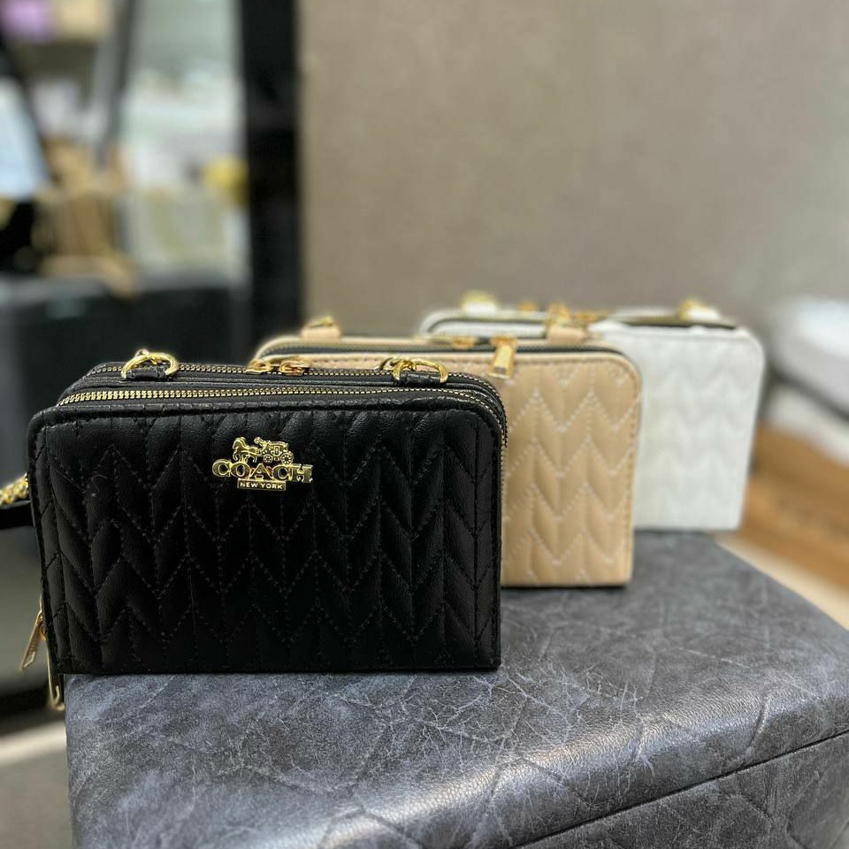 کیف دوشی و دستی زنانه دخترانه کیف طرحدار مجلسی چرم مشکی سفید کرم کرمی پاسپورتی جادار جا دار صندوقی کوچک مینی شیک زنجیری