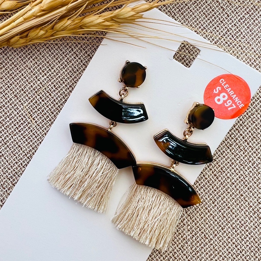 گوشواره ی پلنگی ابریشمی رنگ کرم