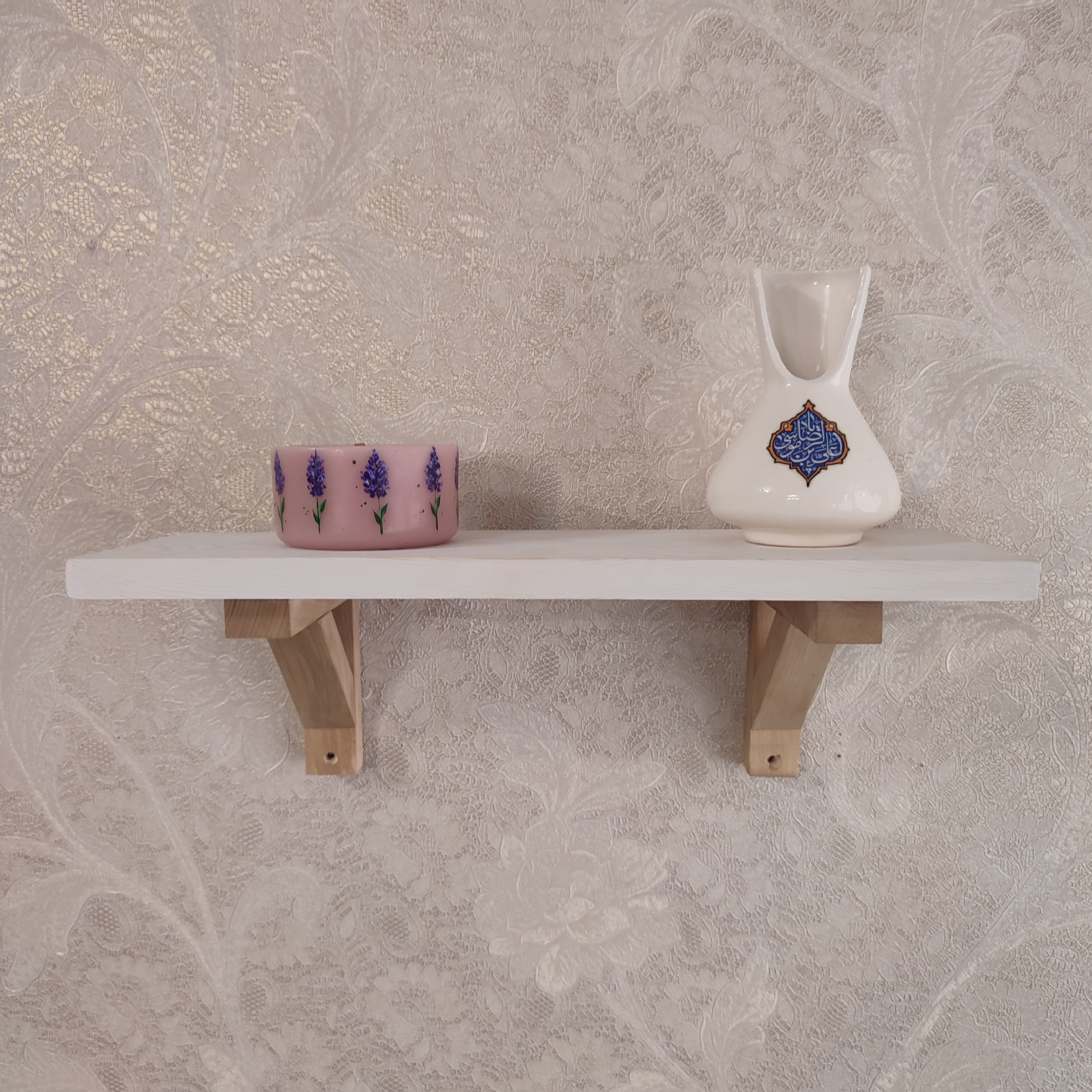 شلف چوبی  در ابعاد و رنگ دلخواه  از چوب نراد روسی وارداتی