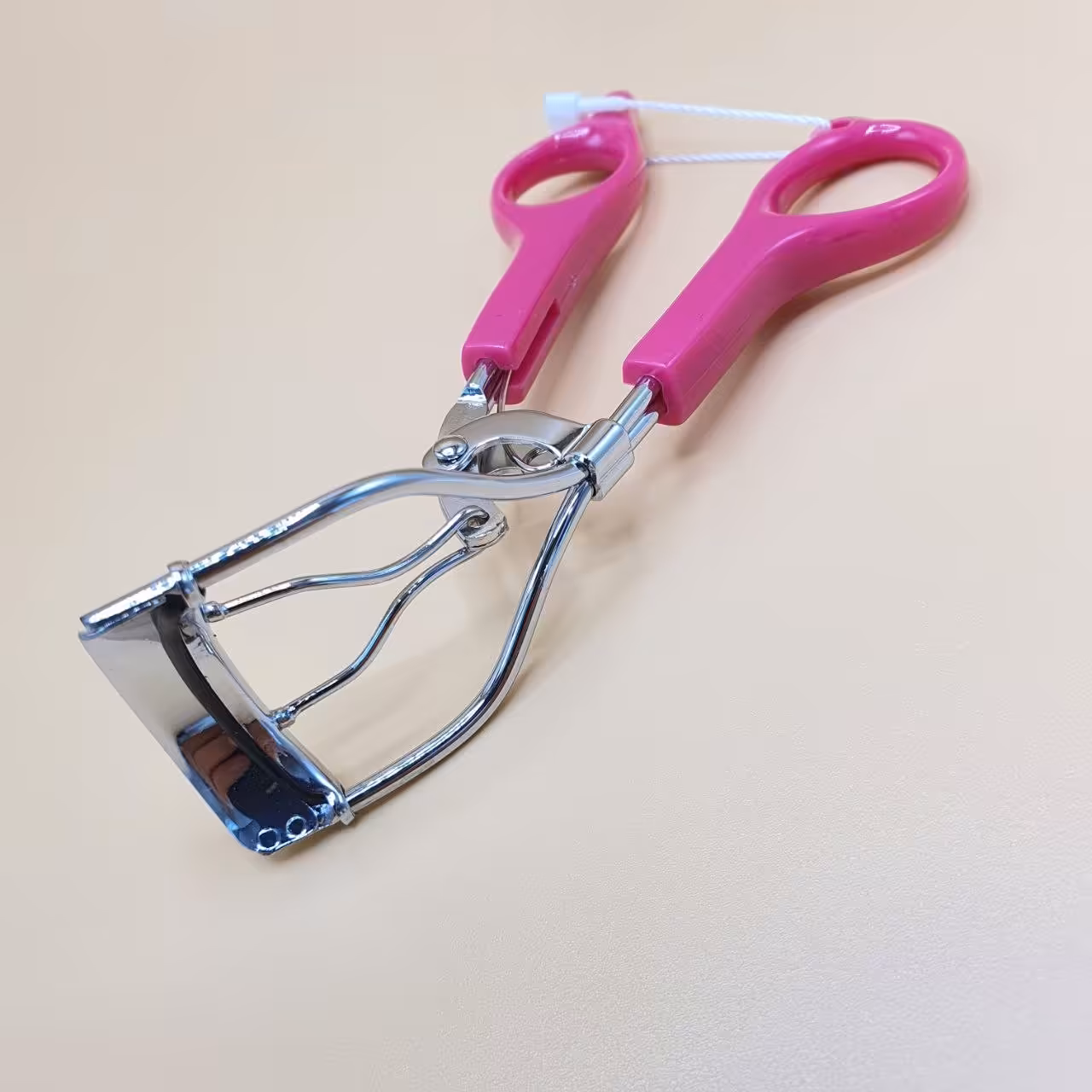  فرموژه دسته صورتی نخ دار 