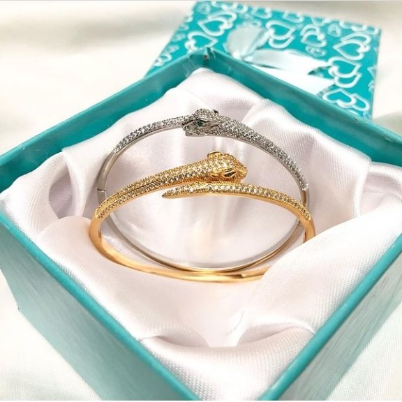 دستبند النگویی استیل طرح مار زنانه دخترانه3