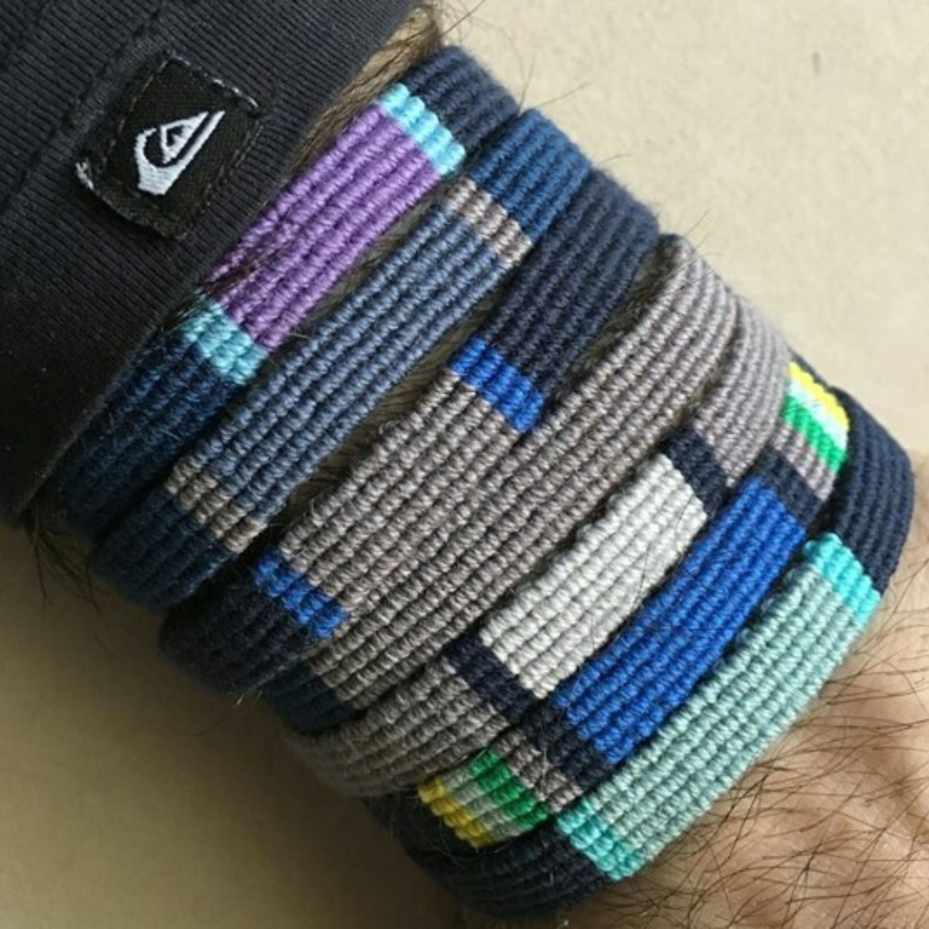 دستبند دوستی طرح ساده چند رنگ کد 122