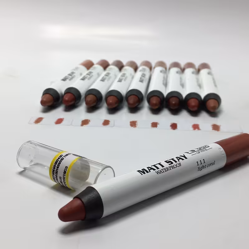 رژلب مدادی 111 ماروکس - marox