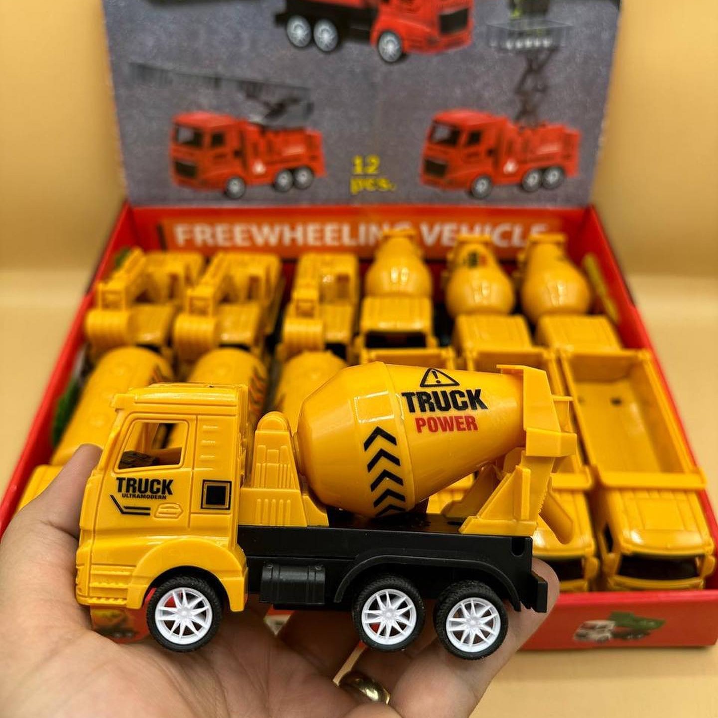 ماشین خدمات شهری  و راهسازی  و آتشنشان 4 مدل جور    