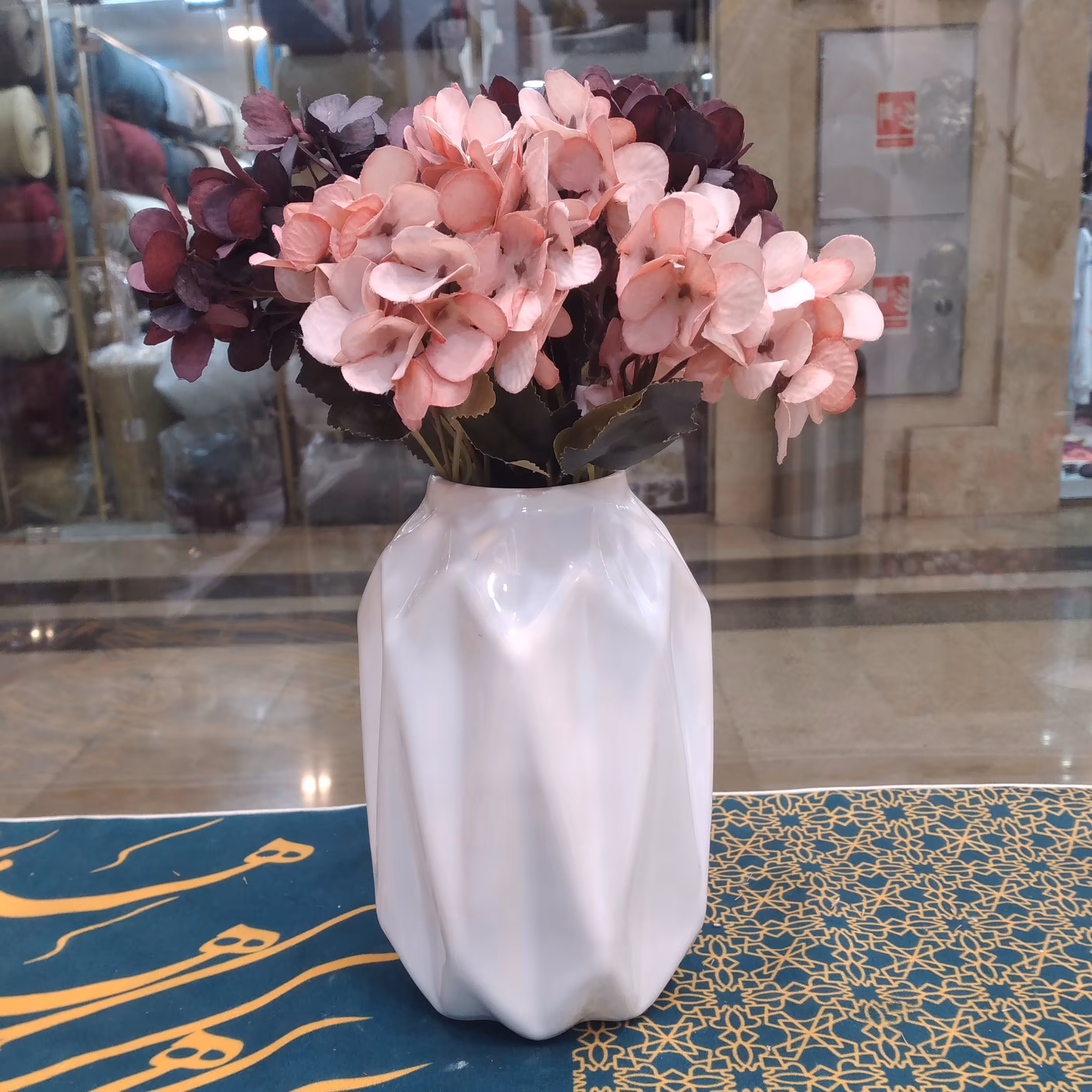 گلدان سرامیکی طرح آتوسا