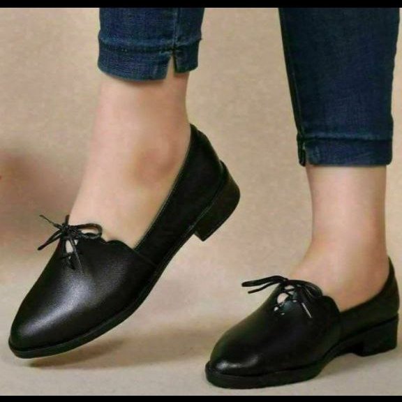 کفش راحتی رویه چرم صنعتی