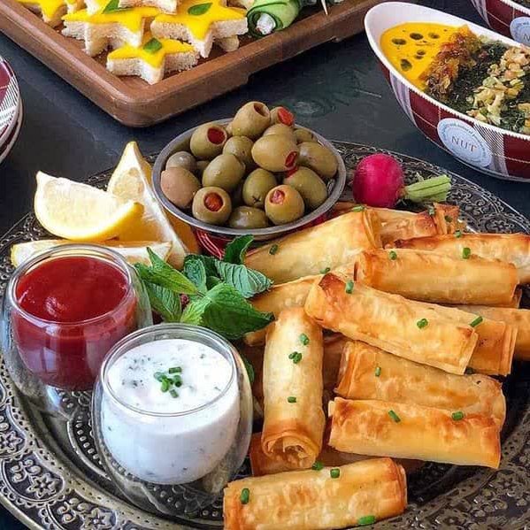 بورک مرغ و قارچ و پنیر