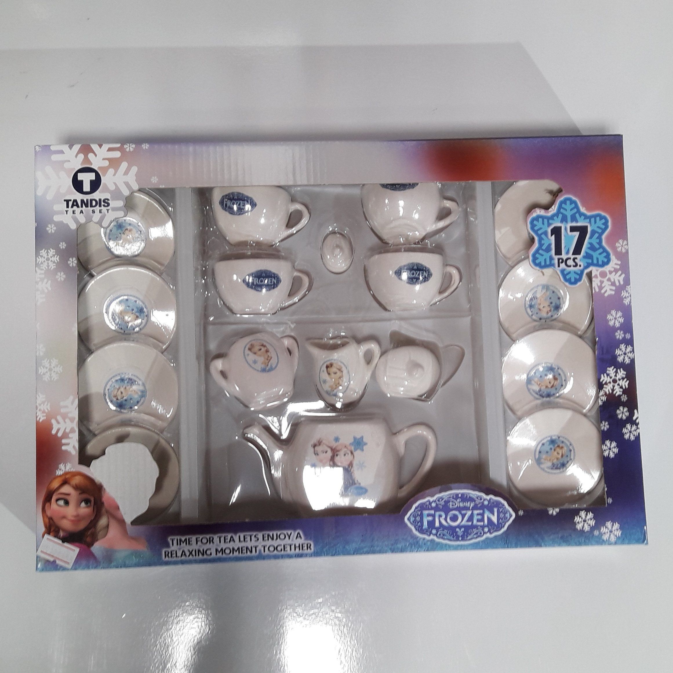 ظروف چینی فروزن 17 قطعه بهمراه استکان و نعلبکی و قوری و پارچ