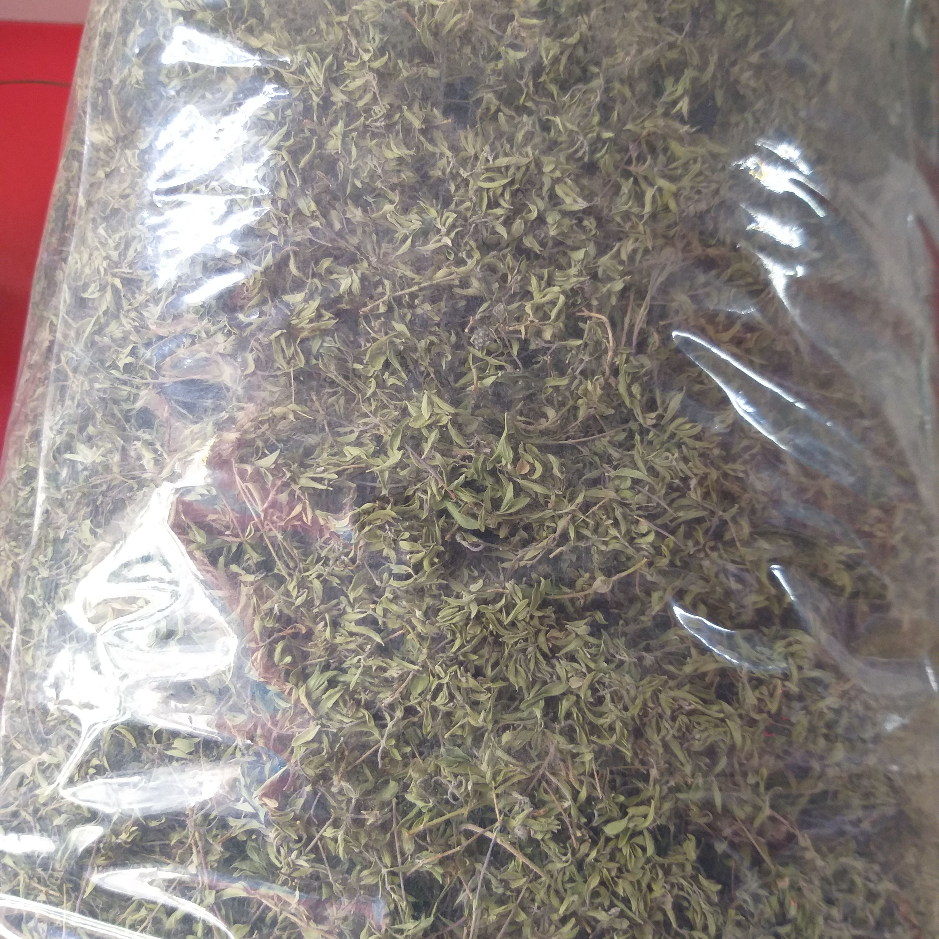 آویشن خوش عطر و تازه قائنات در بسته بندی 100 گرمی