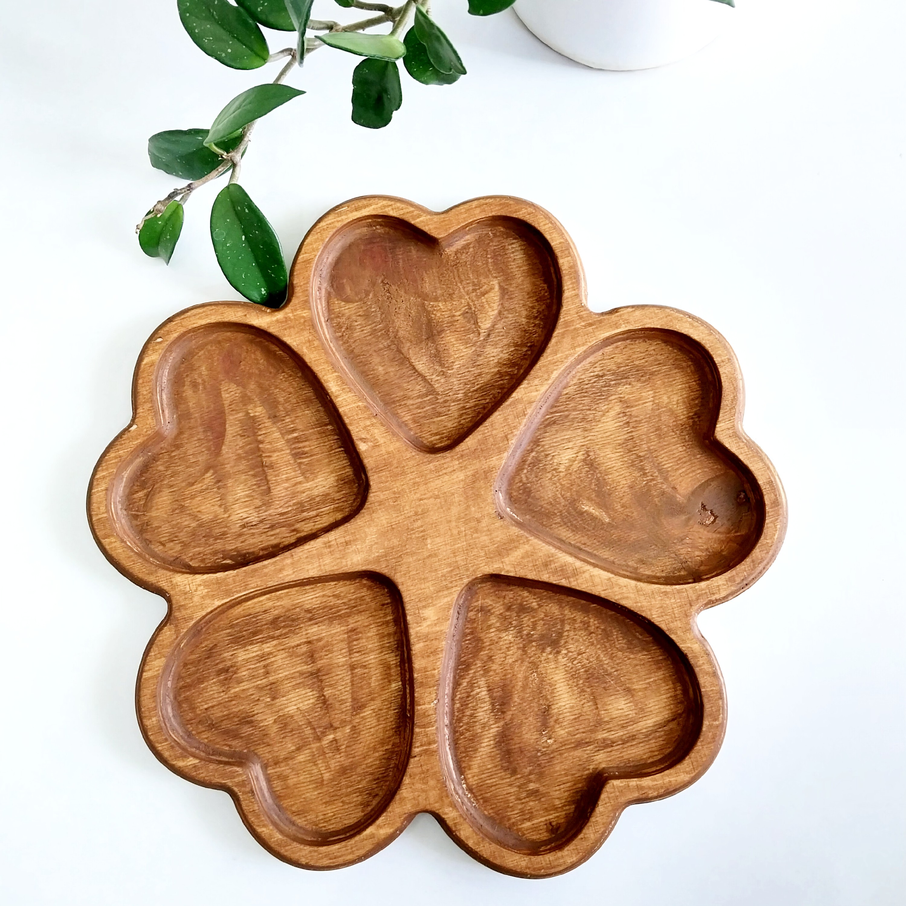 اردور  خوری چوبی پنج خانه ی قلبی 