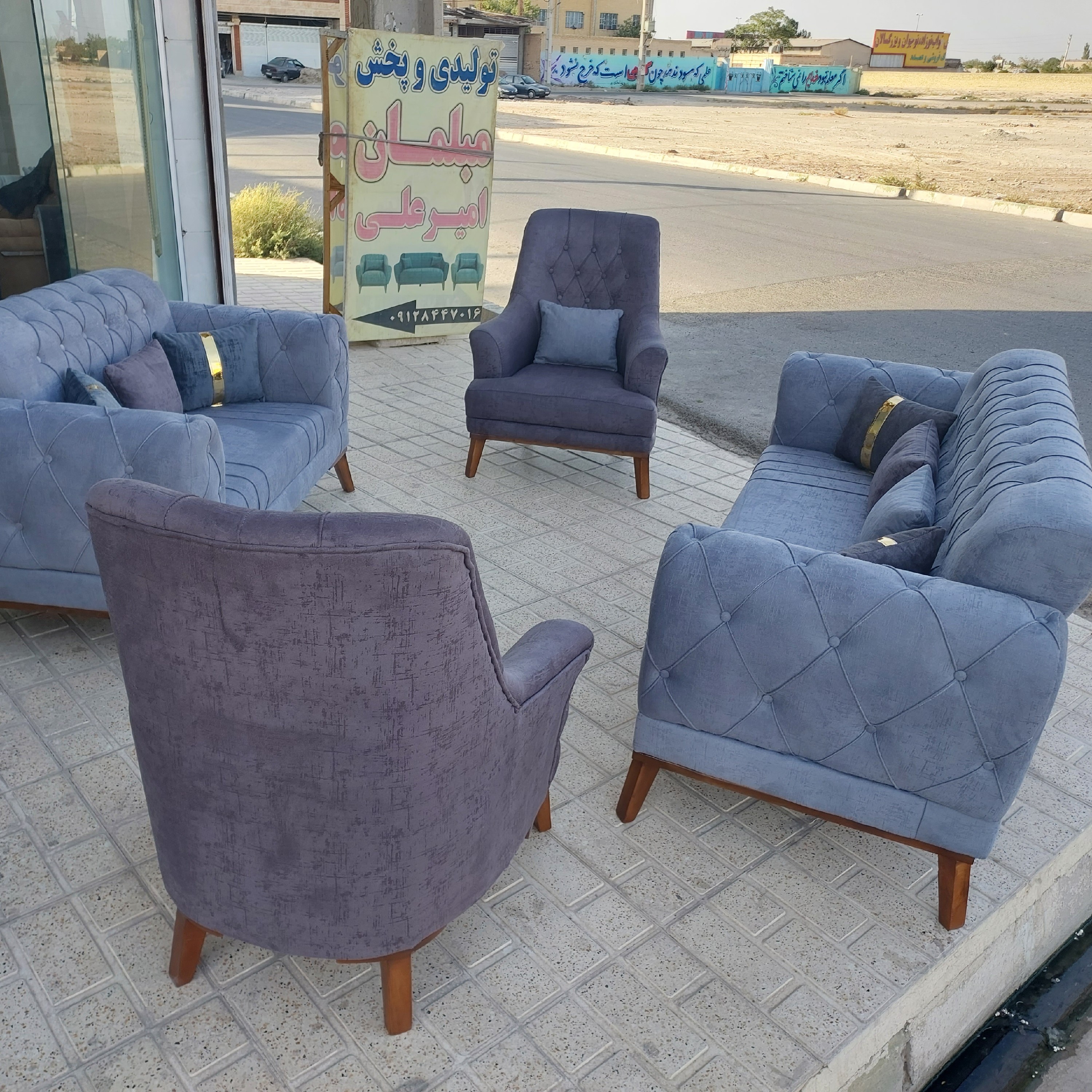 مبل چستر یونانی بابهترین فوم وپارچه وچوب09128447016
