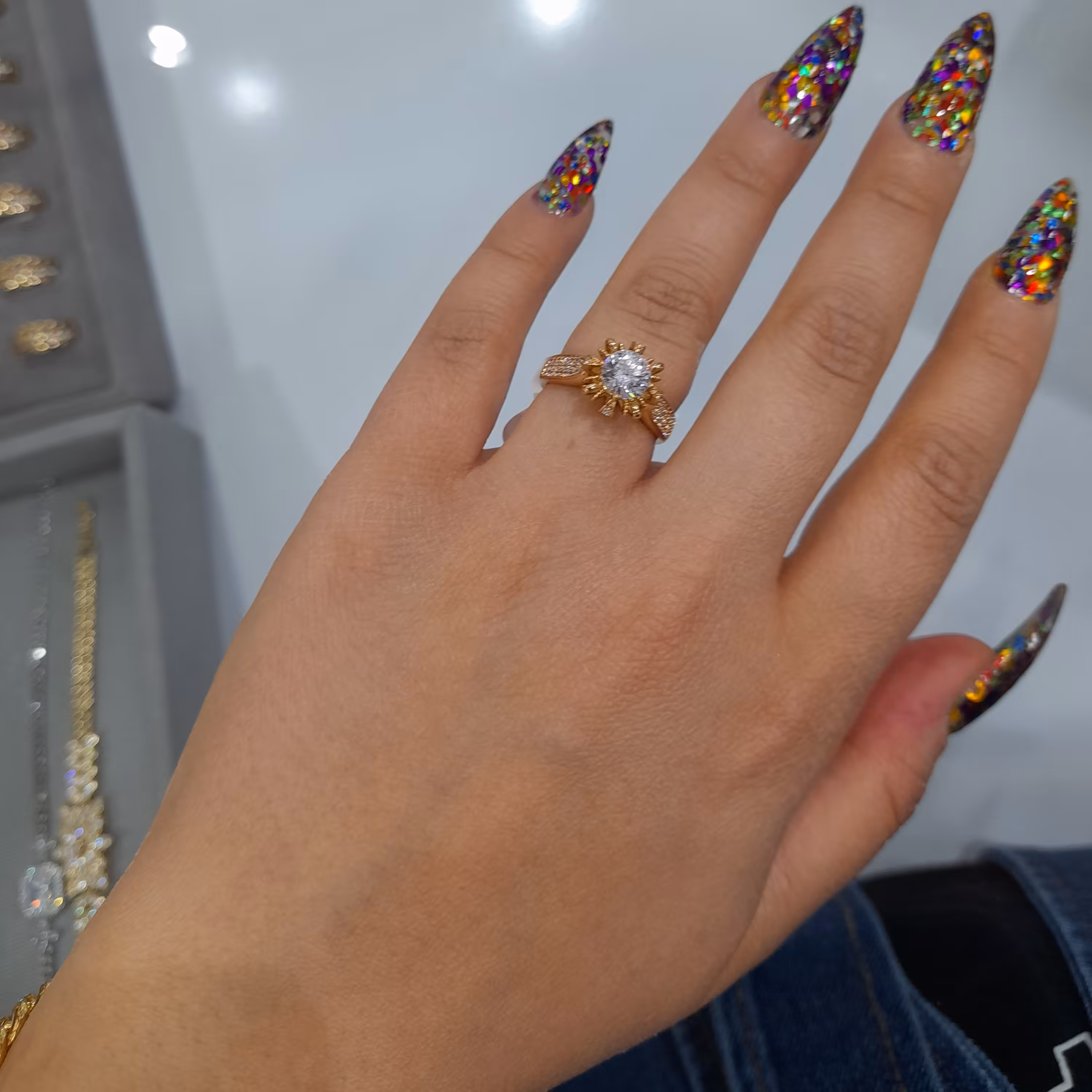 انگشتر تک نگین 