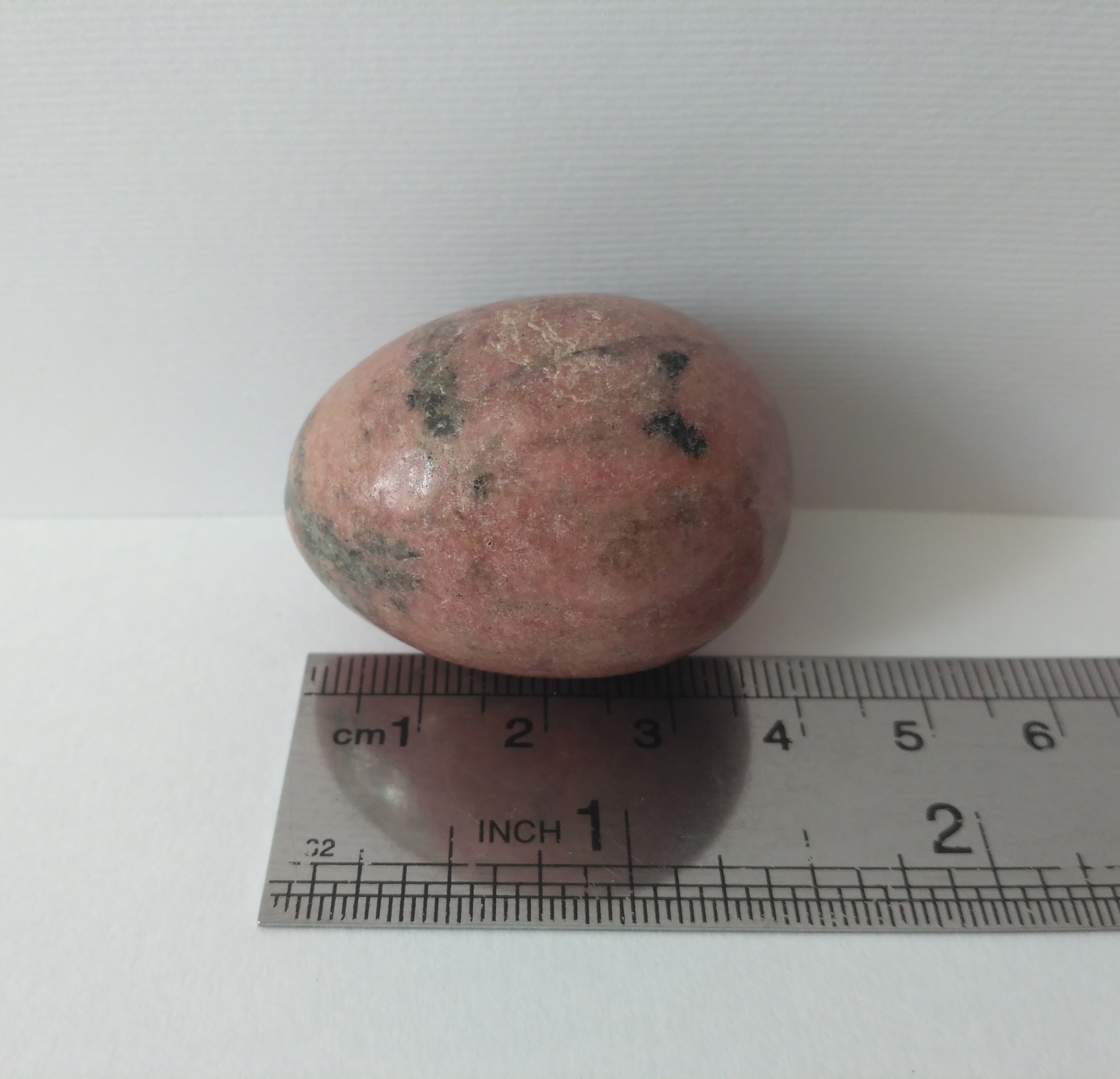 سنگ تخم مرغی رودونیت