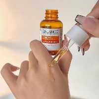 سرم ویتامین سی VITAMIN C بالانس