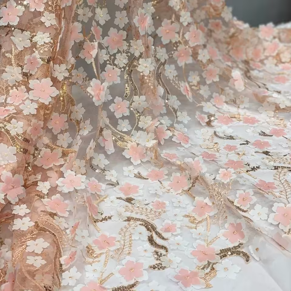 پارچه دانتل مجلسی شکوفه برجسته و پولک دوزی کره ای