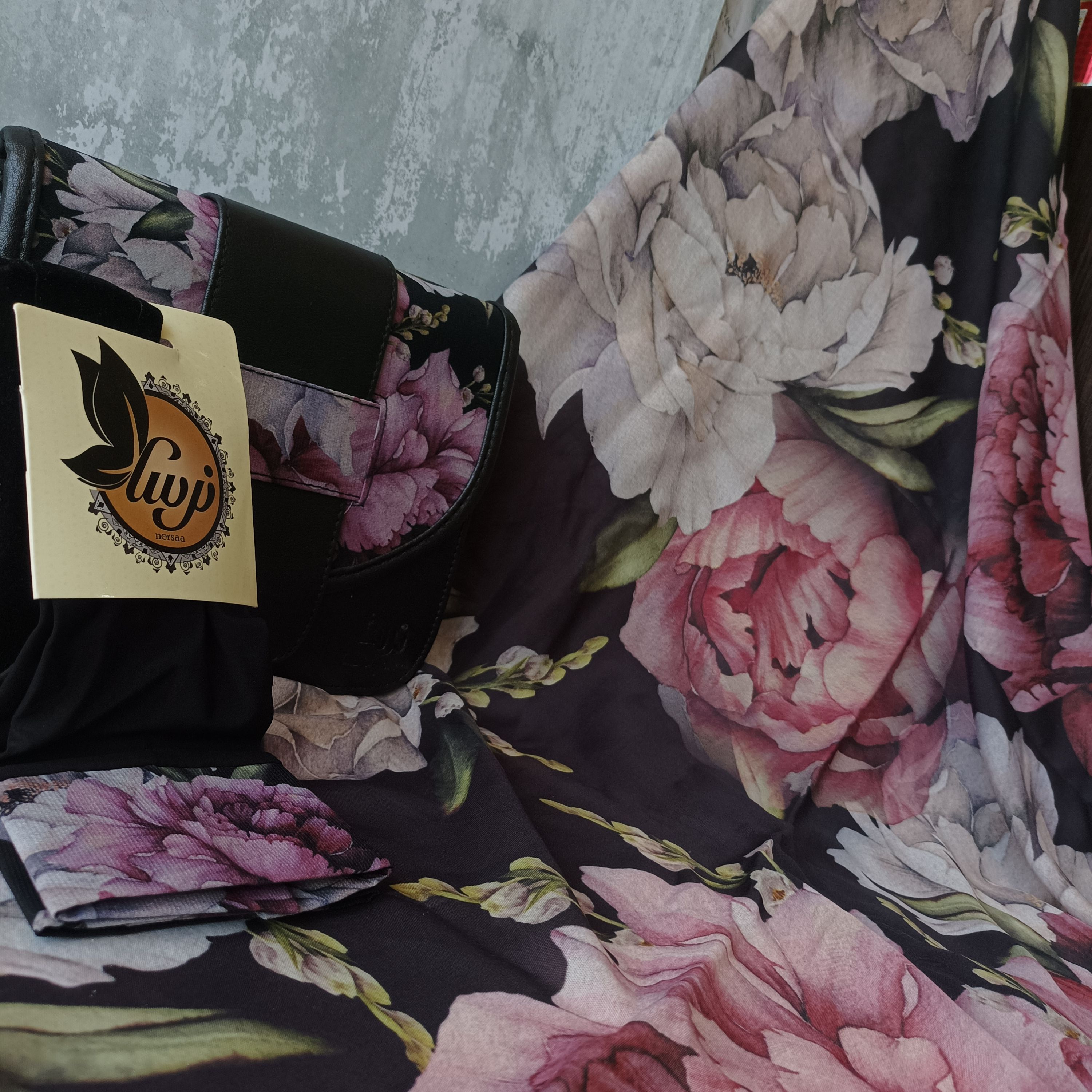 ست کیف و روسری و ساقدست گل ریز بنفش مشکی