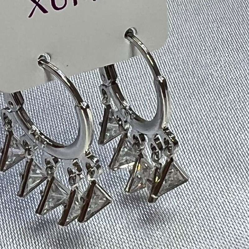 گوشواره رنگ ثابت آویزدار نگینی از برند ysx