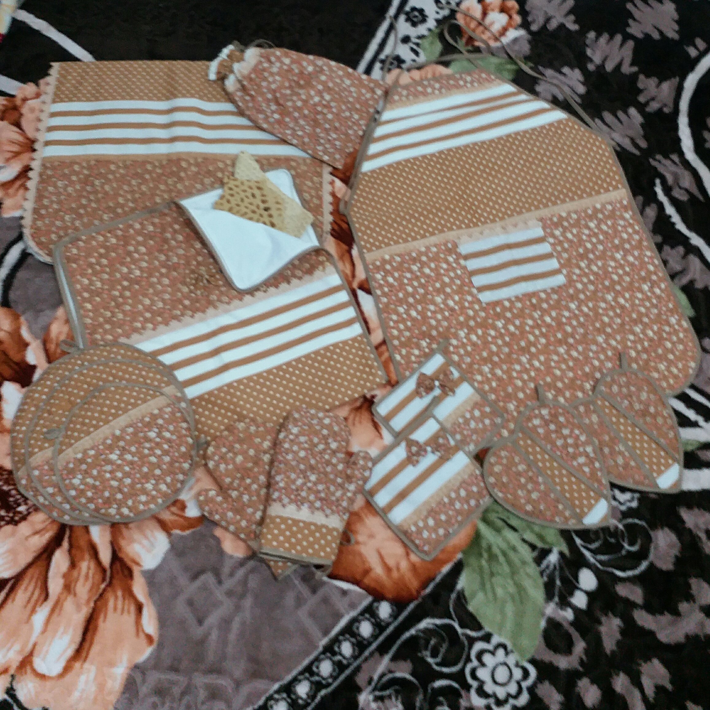 سرویس آشپزخانه پارچه ای 14تکه