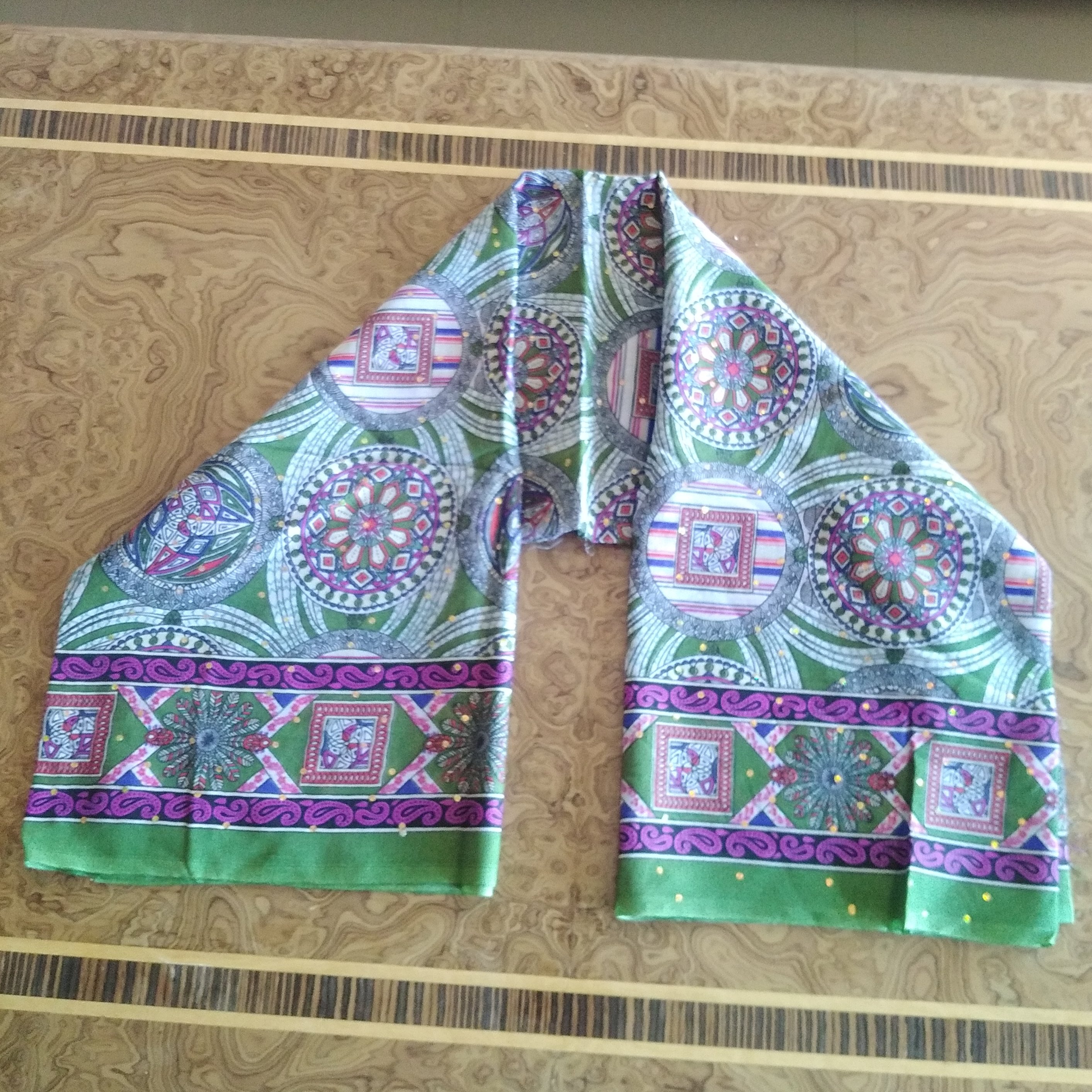 شال هندی رنگی و طرحدار پولکی زنانه