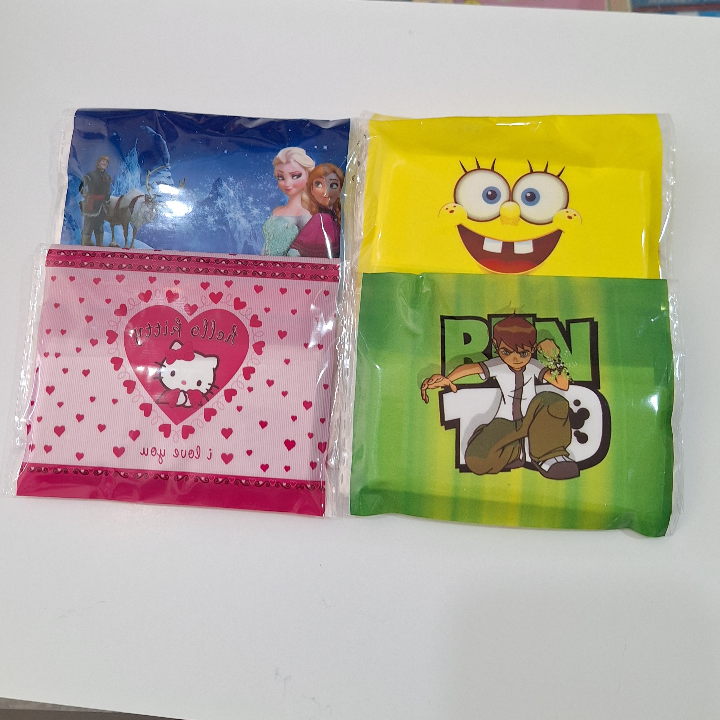 دستمال کاغذی  بسته 10 عددی