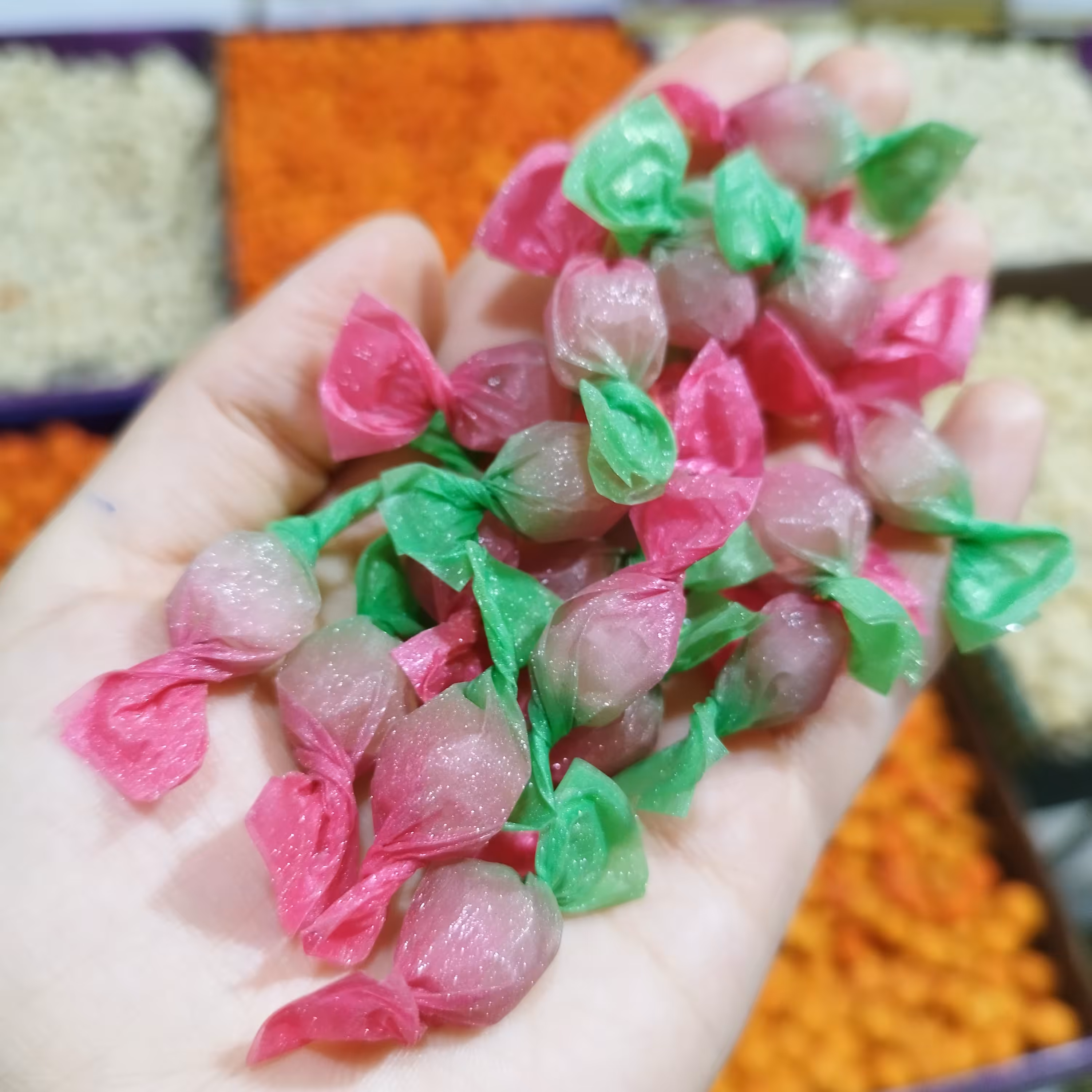 شکلات مینی کندی آبنباتی پرچمی ریز براق پرفروش جذاب (200گرمی)